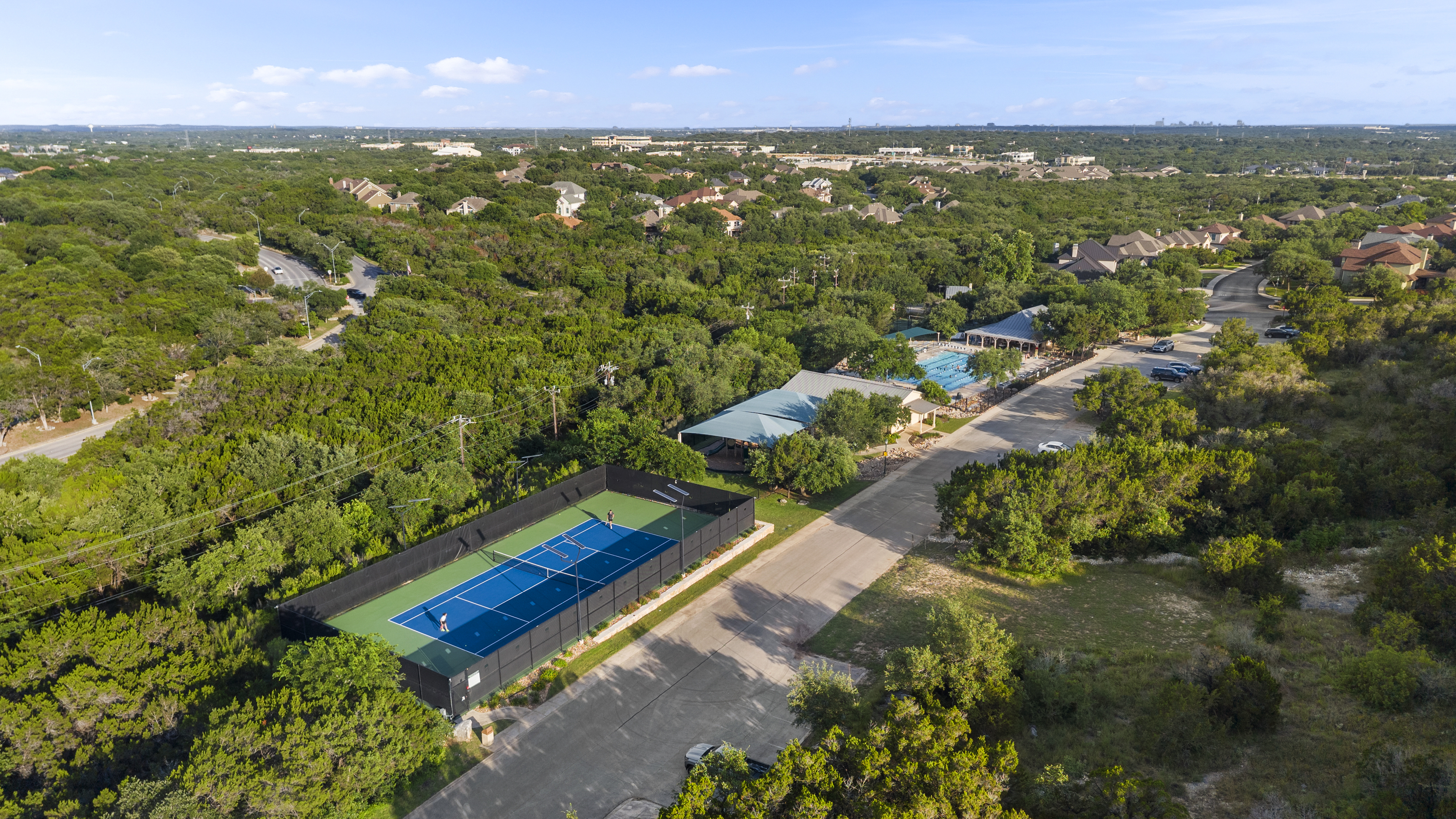  Remodeled Estate Living in Rogers Ranch - 物件實景