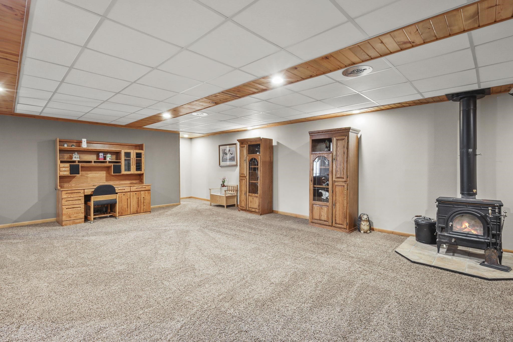 Barneveld, Wisconsin, 53507, United States, 3 Bedrooms Bedrooms, ,4 BathroomsBathrooms,Residential,For Sale,1986114