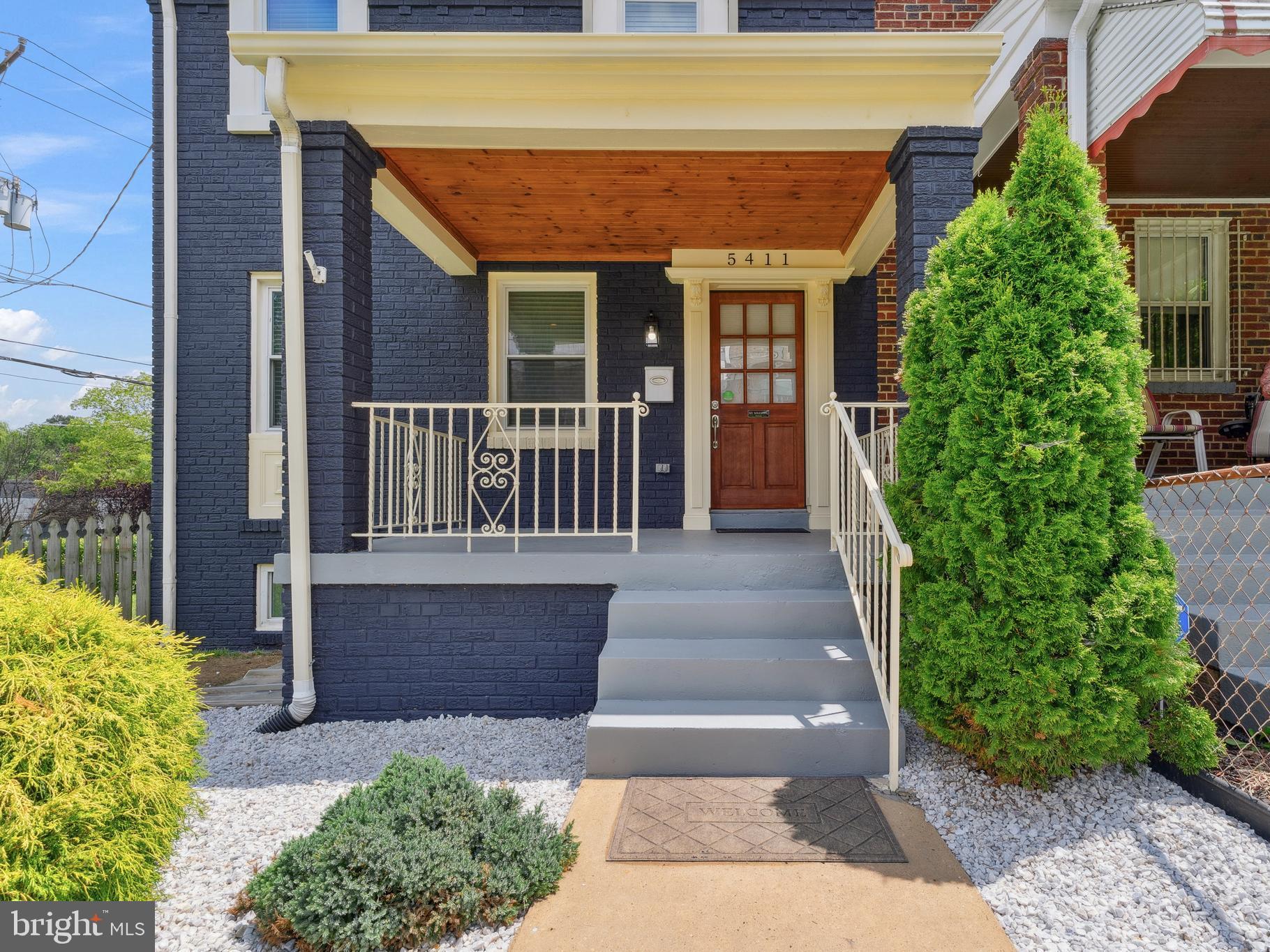 Washington, District of Columbia, 20011, United States, 3 Bedrooms Bedrooms, ,4 BathroomsBathrooms,Residential,For Sale,1935527