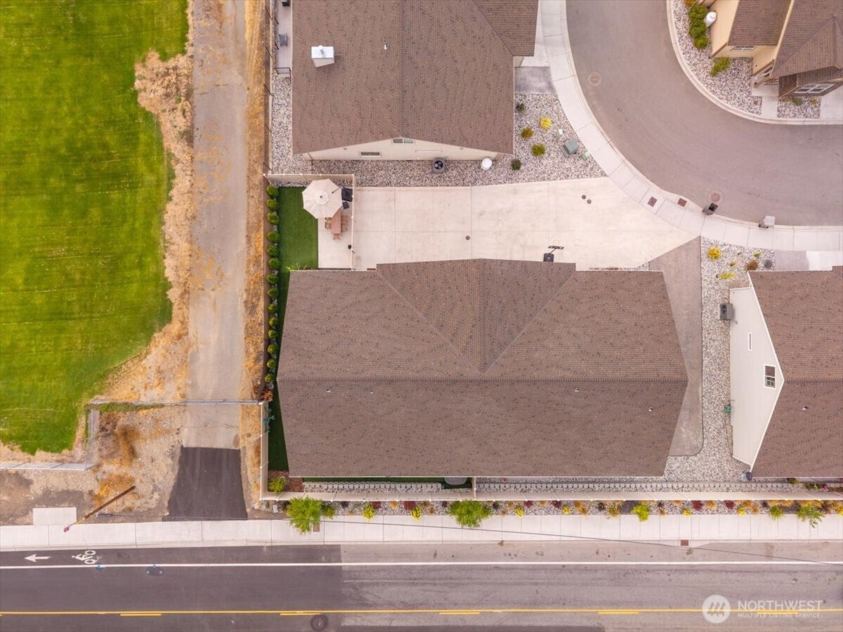 East Wenatchee, Washington, 98802, United States, 2 Bedrooms Bedrooms, ,2 BathroomsBathrooms,Residential,For Sale,1942009