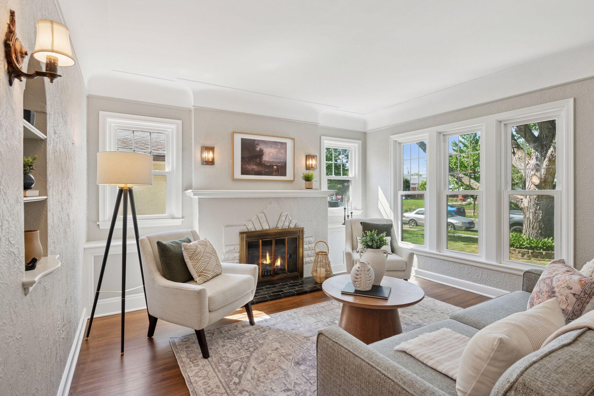 Minneapolis, Minnesota, 55410, United States, 4 Bedrooms Bedrooms, ,1 BathroomBathrooms,Residential,For Sale,1939161