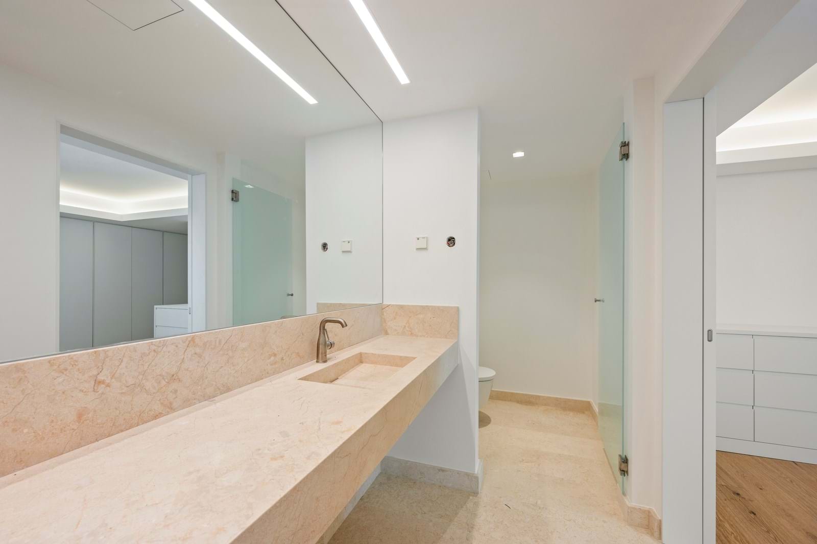 Lisboa, Lisbon, 1700-093, PT, 3 Bedrooms Bedrooms, ,3 BathroomsBathrooms,Residential,For Sale,1829446