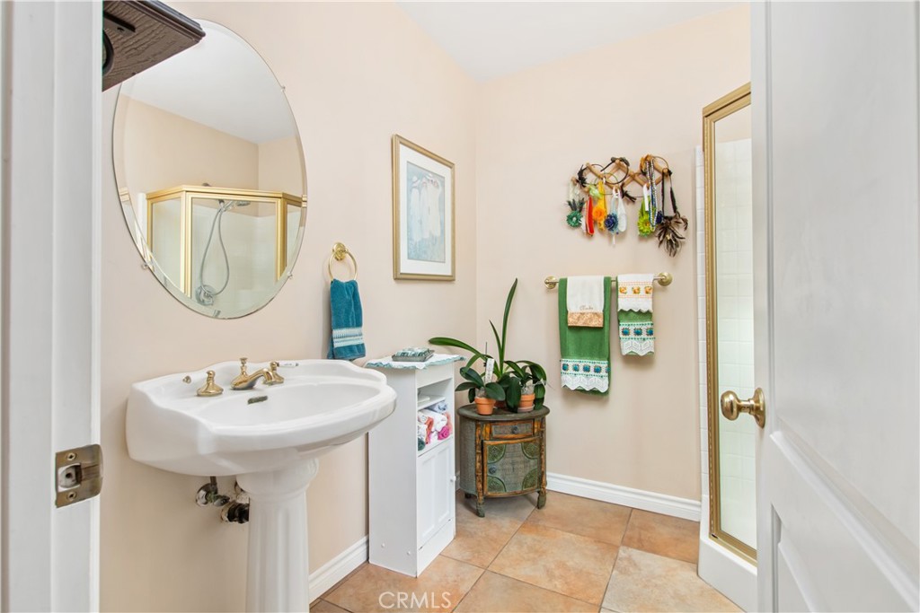 Murrieta, California, 92562, United States, 5 Bedrooms Bedrooms, ,3 BathroomsBathrooms,Residential,For Sale,1835551