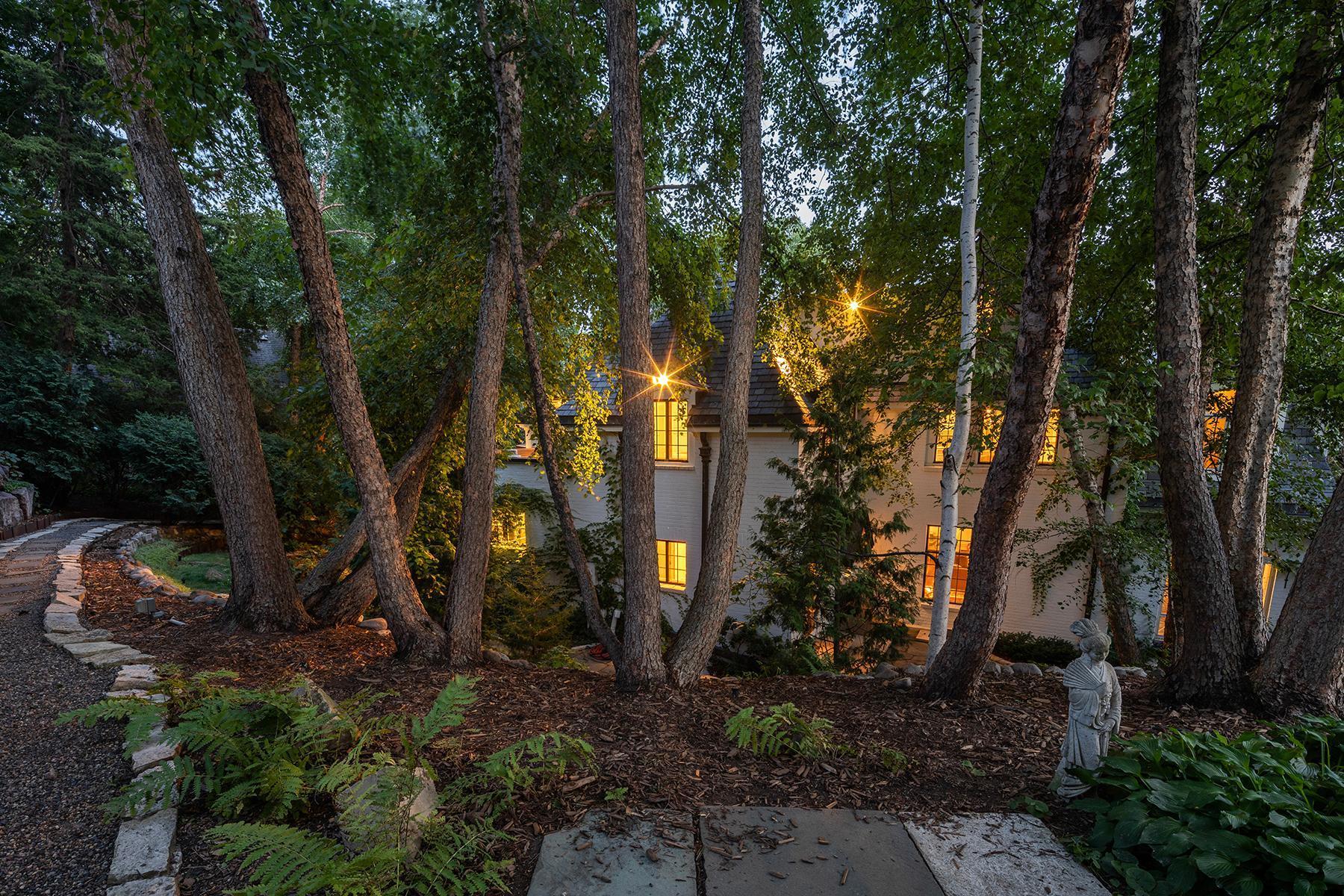 Minneapolis, Minnesota, 55416, United States, 4 Bedrooms Bedrooms, ,4 BathroomsBathrooms,Residential,For Sale,1901324