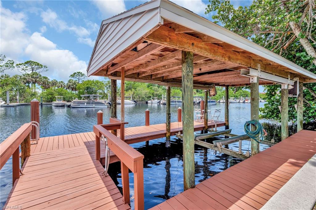 Naples, Florida, 34104, United States, 3 Bedrooms Bedrooms, ,2 BathroomsBathrooms,Residential,For Sale,1883311