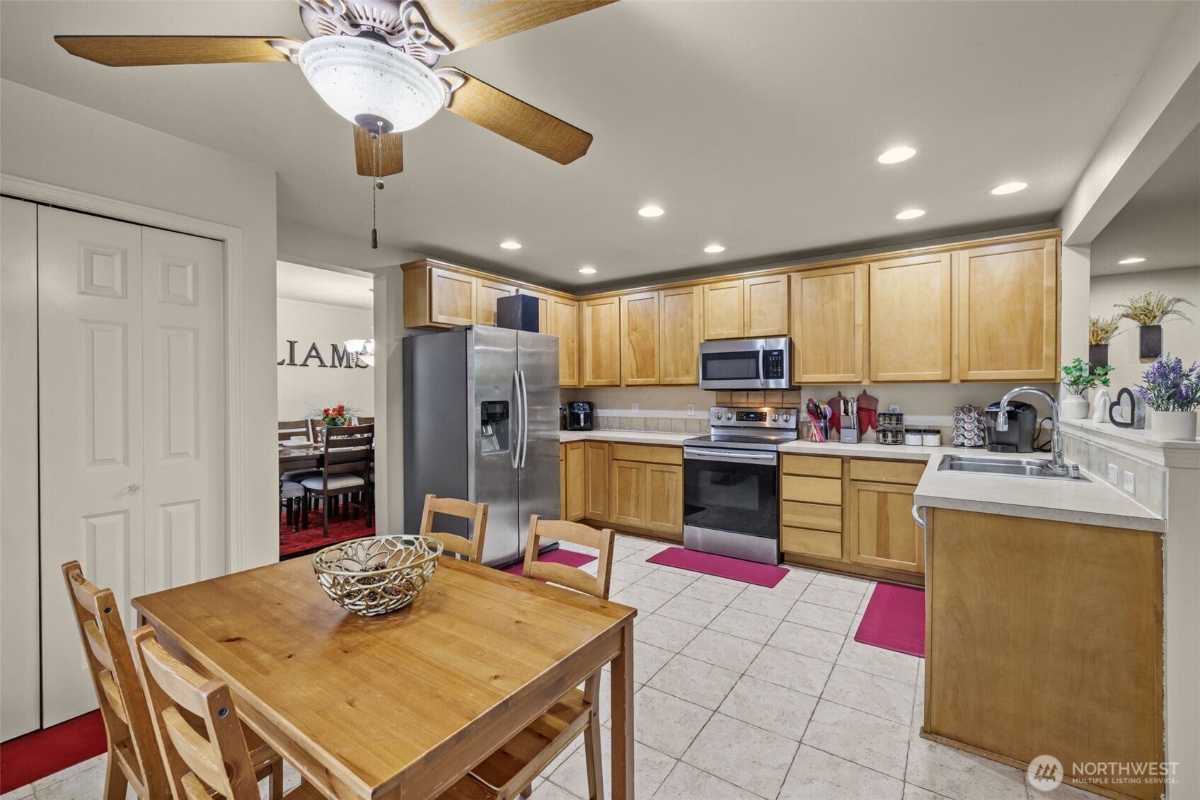 Burlington, Washington, 98233, United States, 4 Bedrooms Bedrooms, ,3 BathroomsBathrooms,Residential,For Sale,1987106