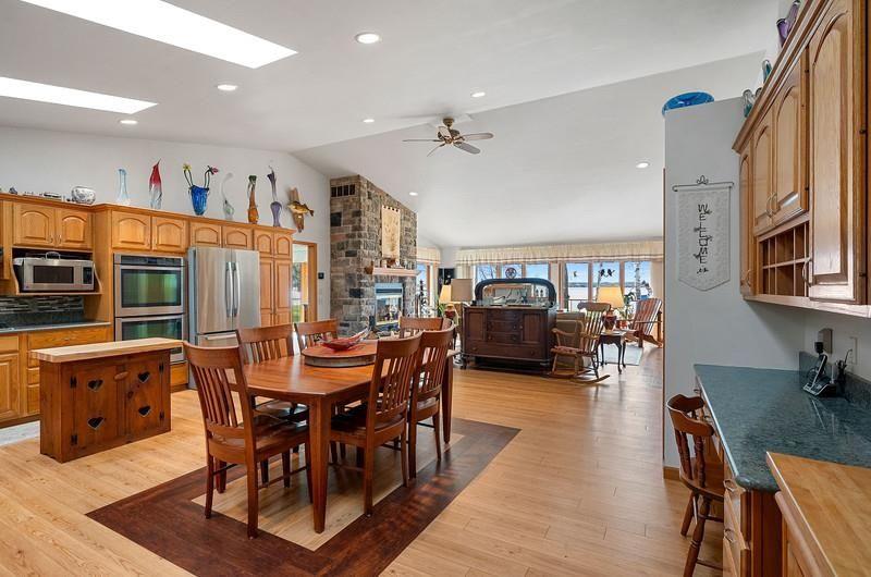 SHAWANO, Wisconsin, 54166, United States, 3 Bedrooms Bedrooms, ,2 BathroomsBathrooms,Residential,For Sale,1792978
