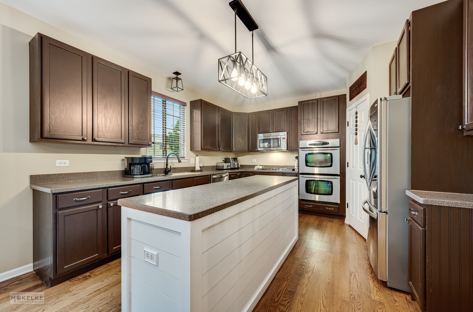 Oswego, Illinois, 60543, United States, 5 Bedrooms Bedrooms, ,3 BathroomsBathrooms,Residential,For Sale,1955340