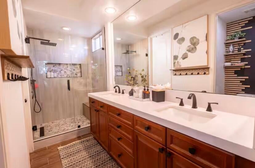 Indio, California, 92201, United States, 3 Bedrooms Bedrooms, ,Residential,For Sale,2006567