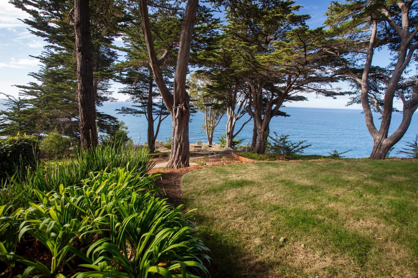 Big Sur, California, 93920, United States, 4 Bedrooms Bedrooms, ,4 BathroomsBathrooms,Residential,For Sale,1956909