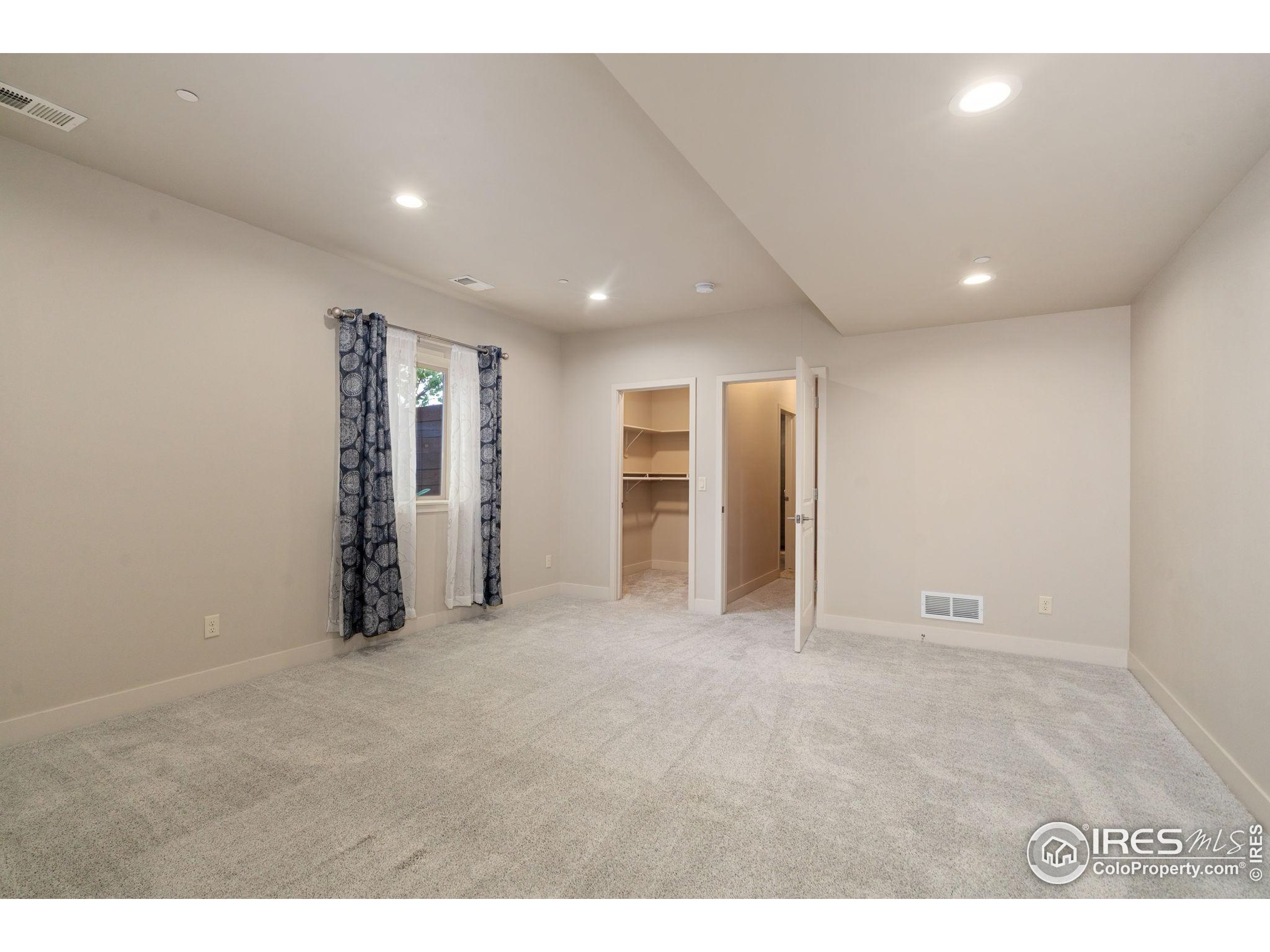 Fort Collins, Colorado, 80528, United States, 4 Bedrooms Bedrooms, ,2 BathroomsBathrooms,Residential,For Sale,1937678