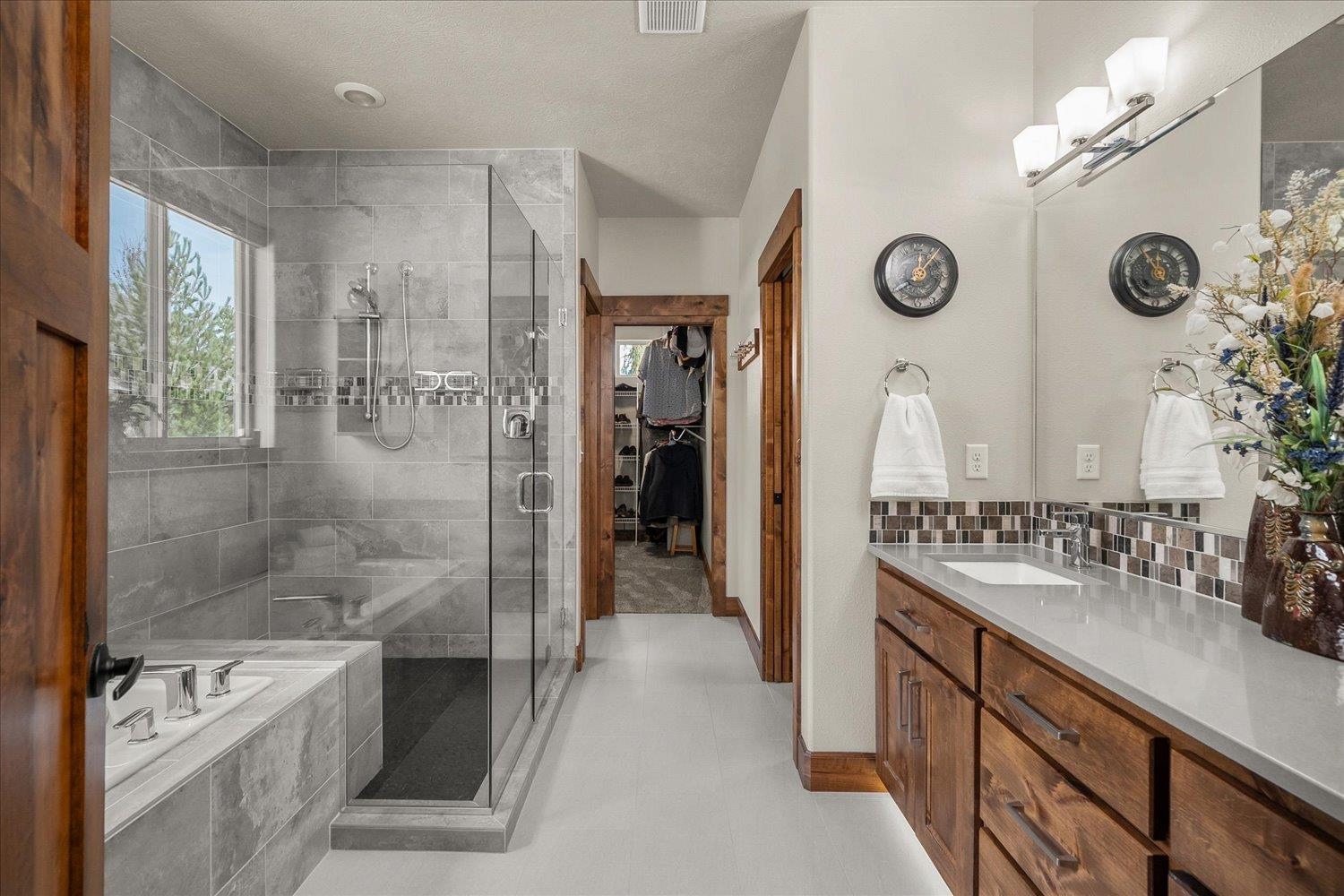 Spokane, Washington, 99224, United States, 4 Bedrooms Bedrooms, ,3 BathroomsBathrooms,Residential,For Sale,2035745