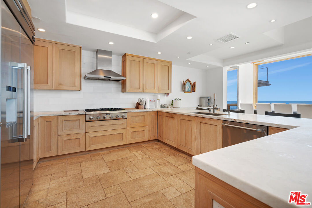 Malibu, California, 90265, United States, 3 Bedrooms Bedrooms, ,3 BathroomsBathrooms,Residential,For Sale,2002033