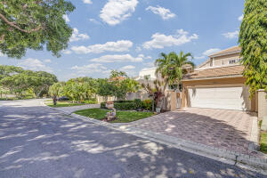 Delray Beach, Florida, 33483, United States, 3 Bedrooms Bedrooms, ,3 BathroomsBathrooms,Residential,For Sale,1979437