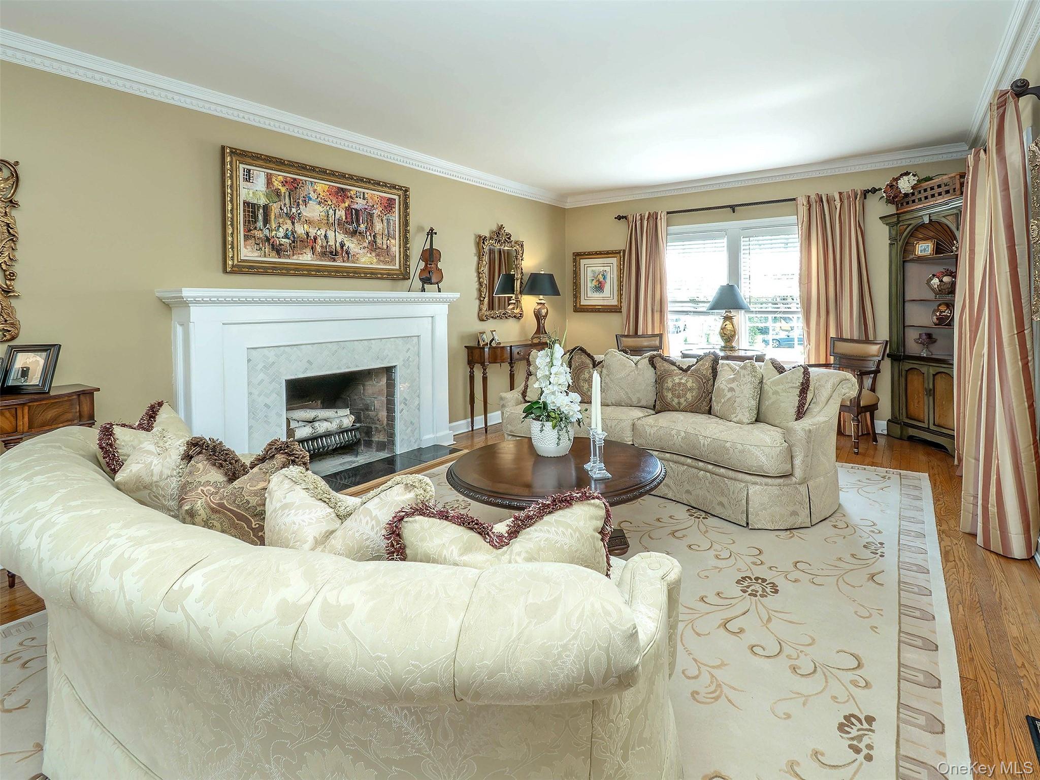  3 Duke Place, Glen Cove, NY, 11542 - 物件實景