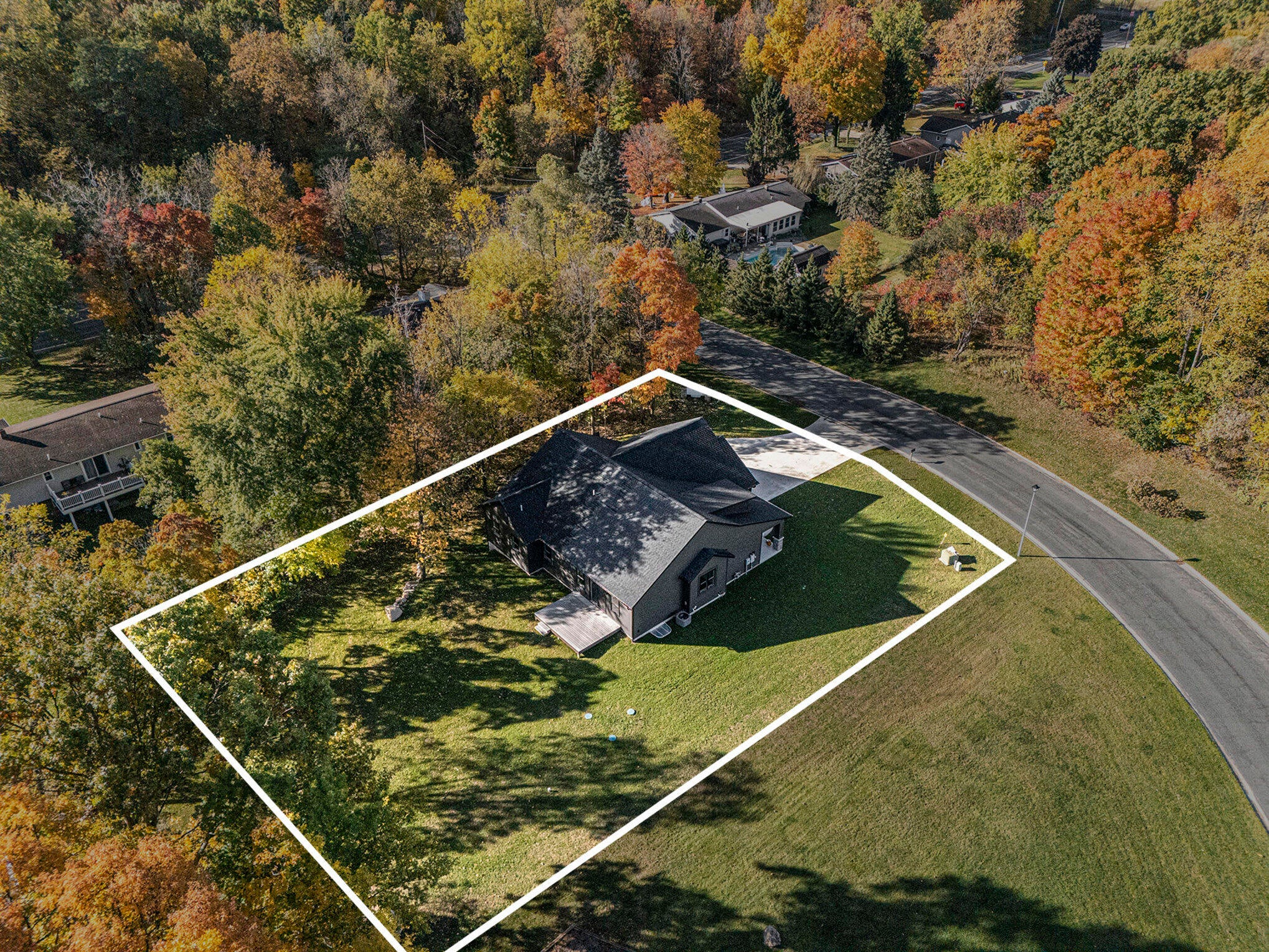 Kalamazoo, Michigan, 49009, United States, 3 Bedrooms Bedrooms, ,2 BathroomsBathrooms,Residential,For Sale,1984437