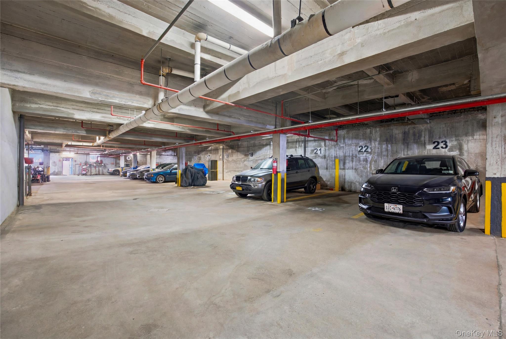  72-10 112 Street, Forest Hills, NY, 11375 - 物件實景