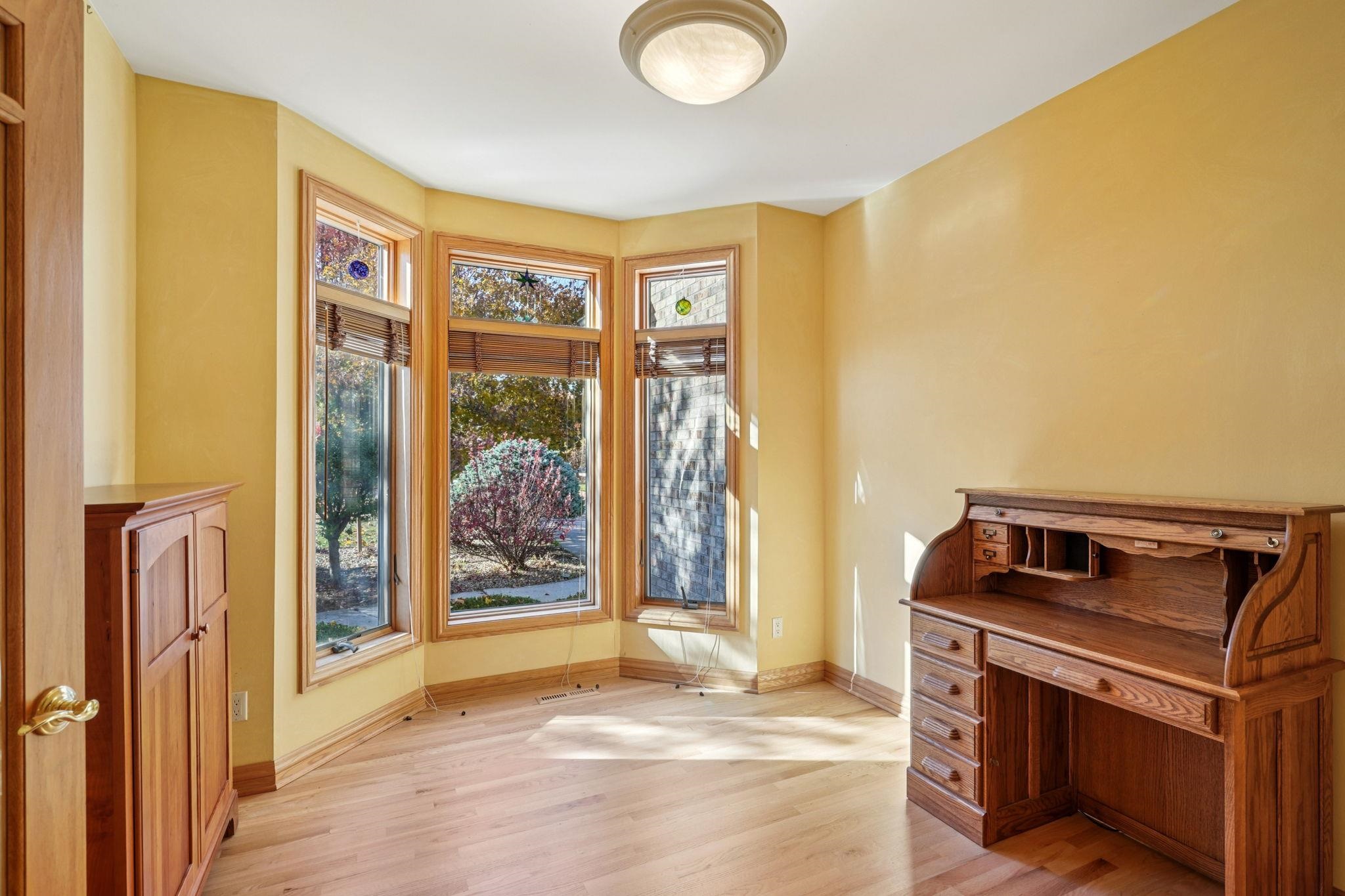 Waunakee, Wisconsin, 53597, United States, 4 Bedrooms Bedrooms, ,4 BathroomsBathrooms,Residential,For Sale,1987992