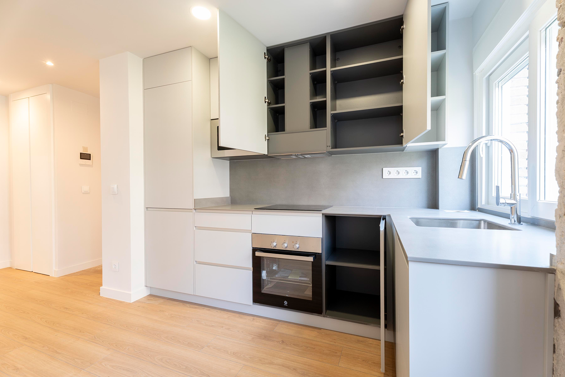  Renovated 2-bedroom flat with excellent qualities - 物件實景