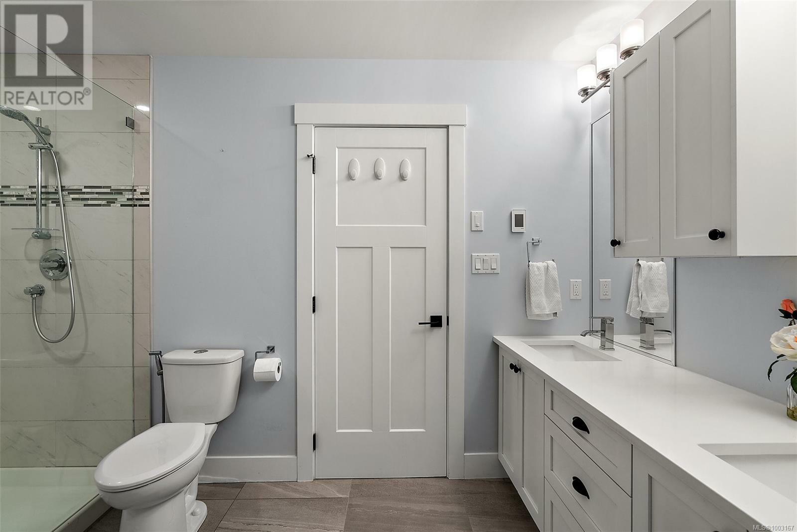 LANGFORD, British Columbia, V9B 0R8, CA, 5 Bedrooms Bedrooms, ,4 BathroomsBathrooms,Residential,For Sale,1874000