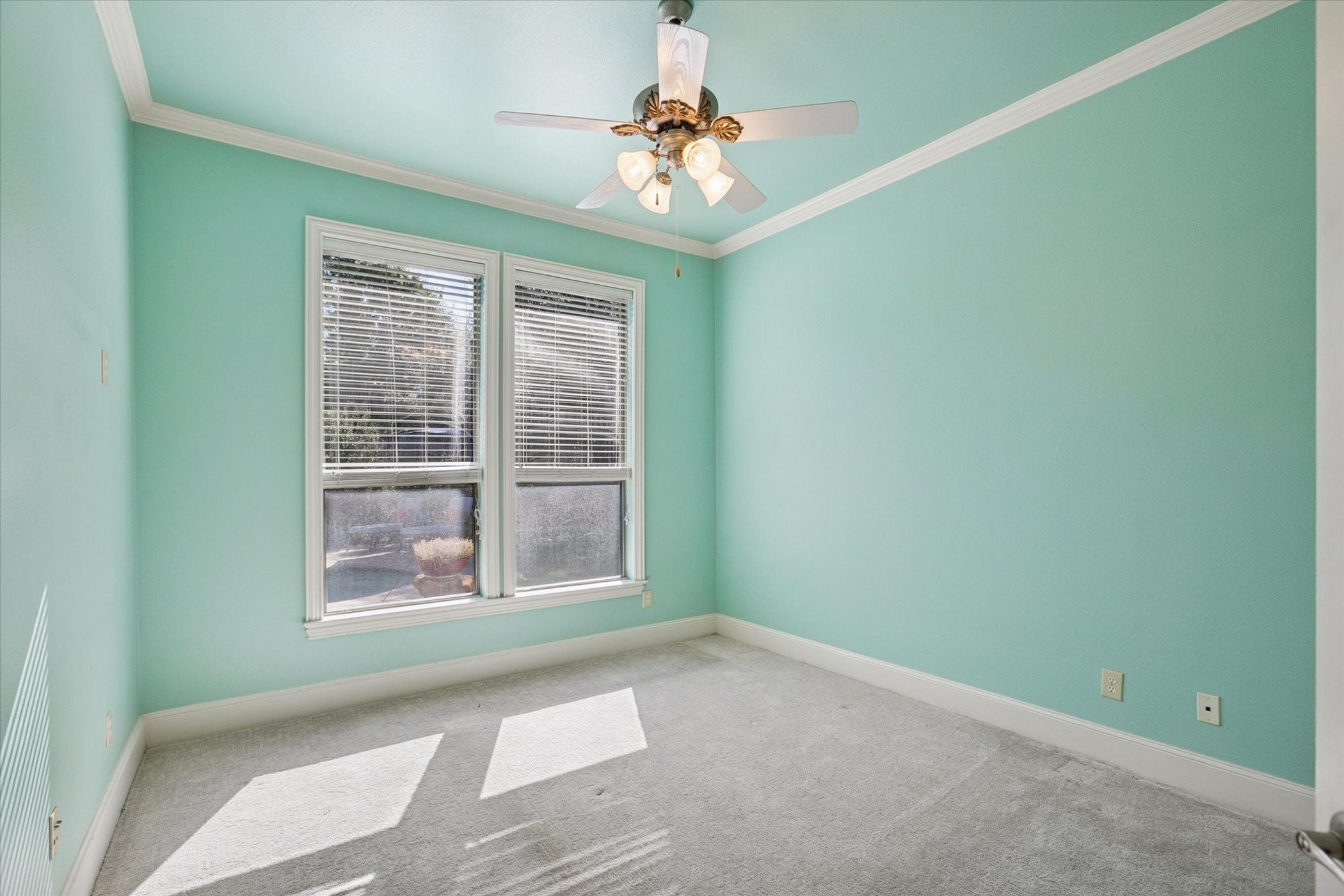 Keller, Texas, 76262, United States, 5 Bedrooms Bedrooms, ,5 BathroomsBathrooms,Residential,For Sale,1975865