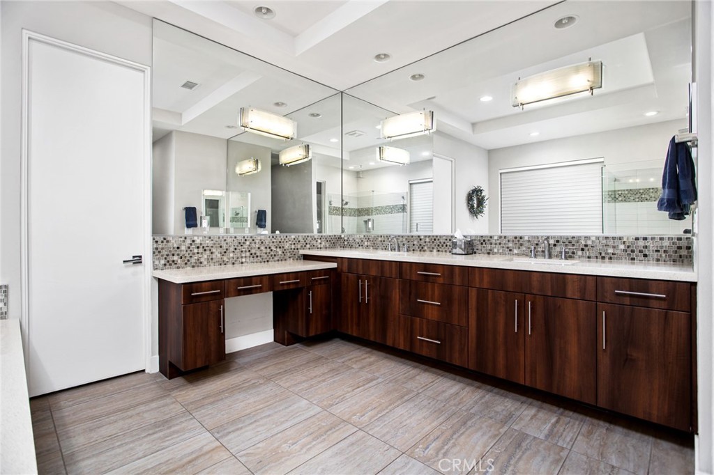 Rancho Mirage, California, 92270, United States, 4 Bedrooms Bedrooms, ,3 BathroomsBathrooms,Residential,For Sale,2010375