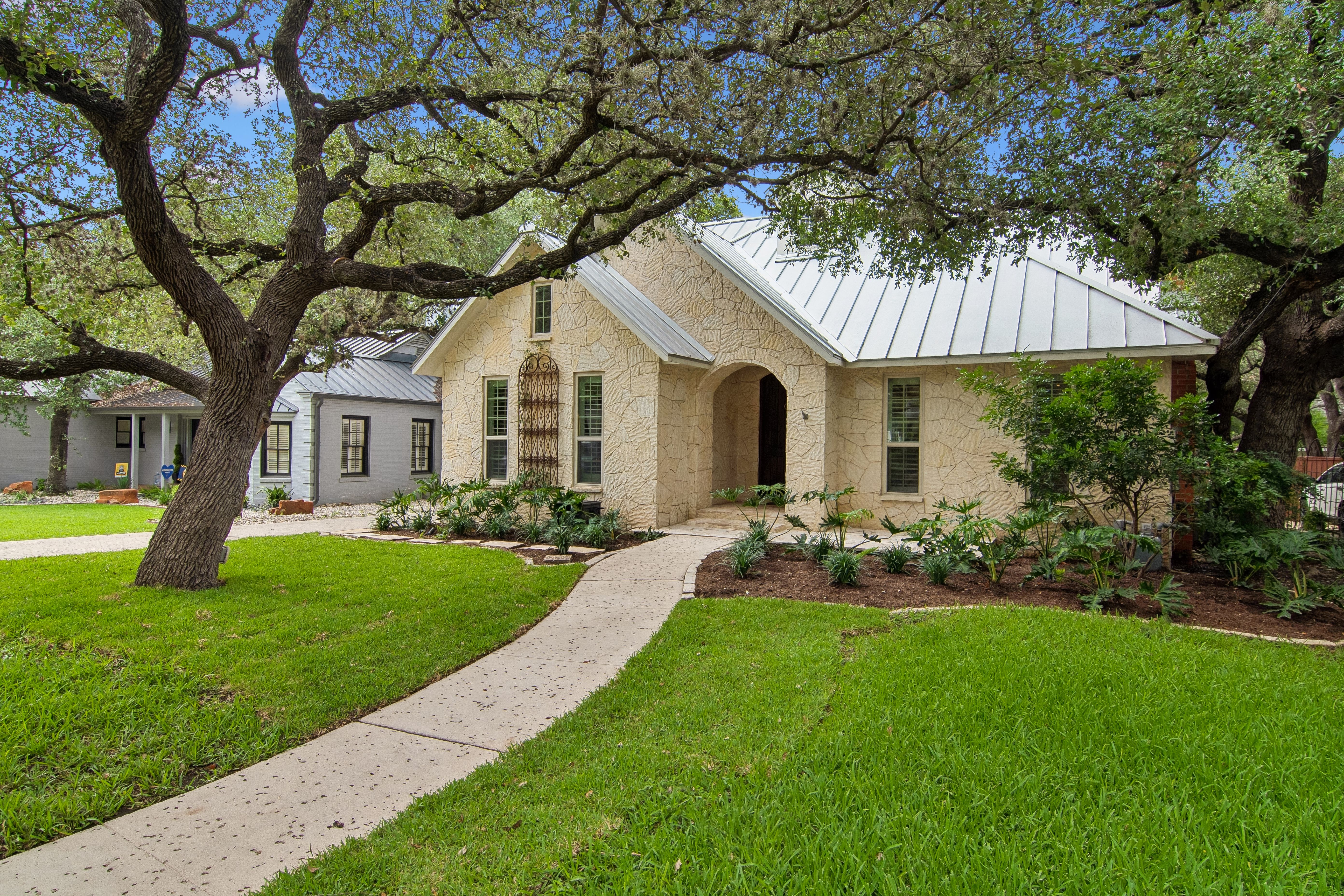  Private Estate on Oversized Alamo Heights Lot - 物件實景