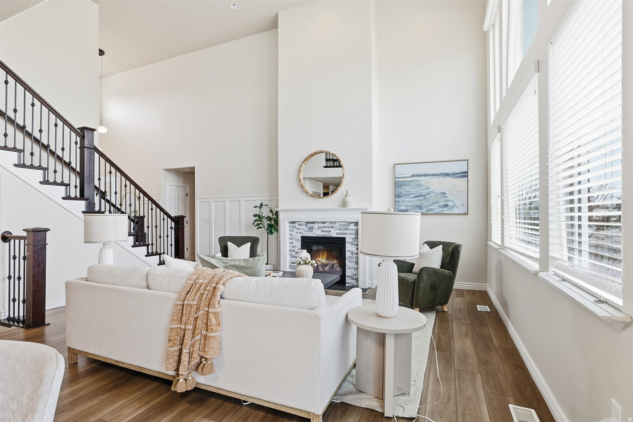 Woods Cross, Utah, 84087, United States, 6 Bedrooms Bedrooms, ,3 BathroomsBathrooms,Residential,For Sale,2002184