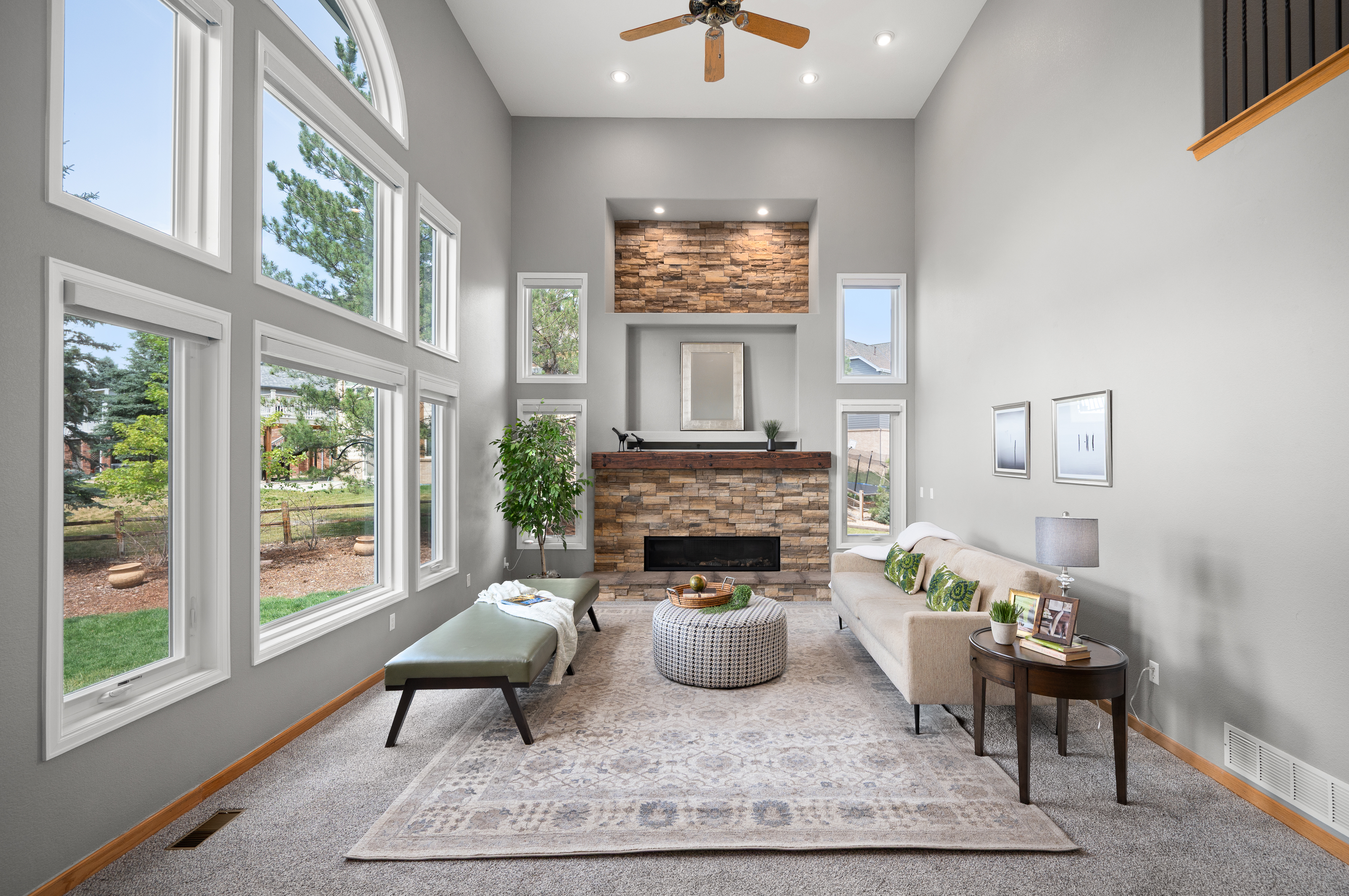 Stunning 5 bed, 5 bath home loaded with upgrades and improvements - 物件實景