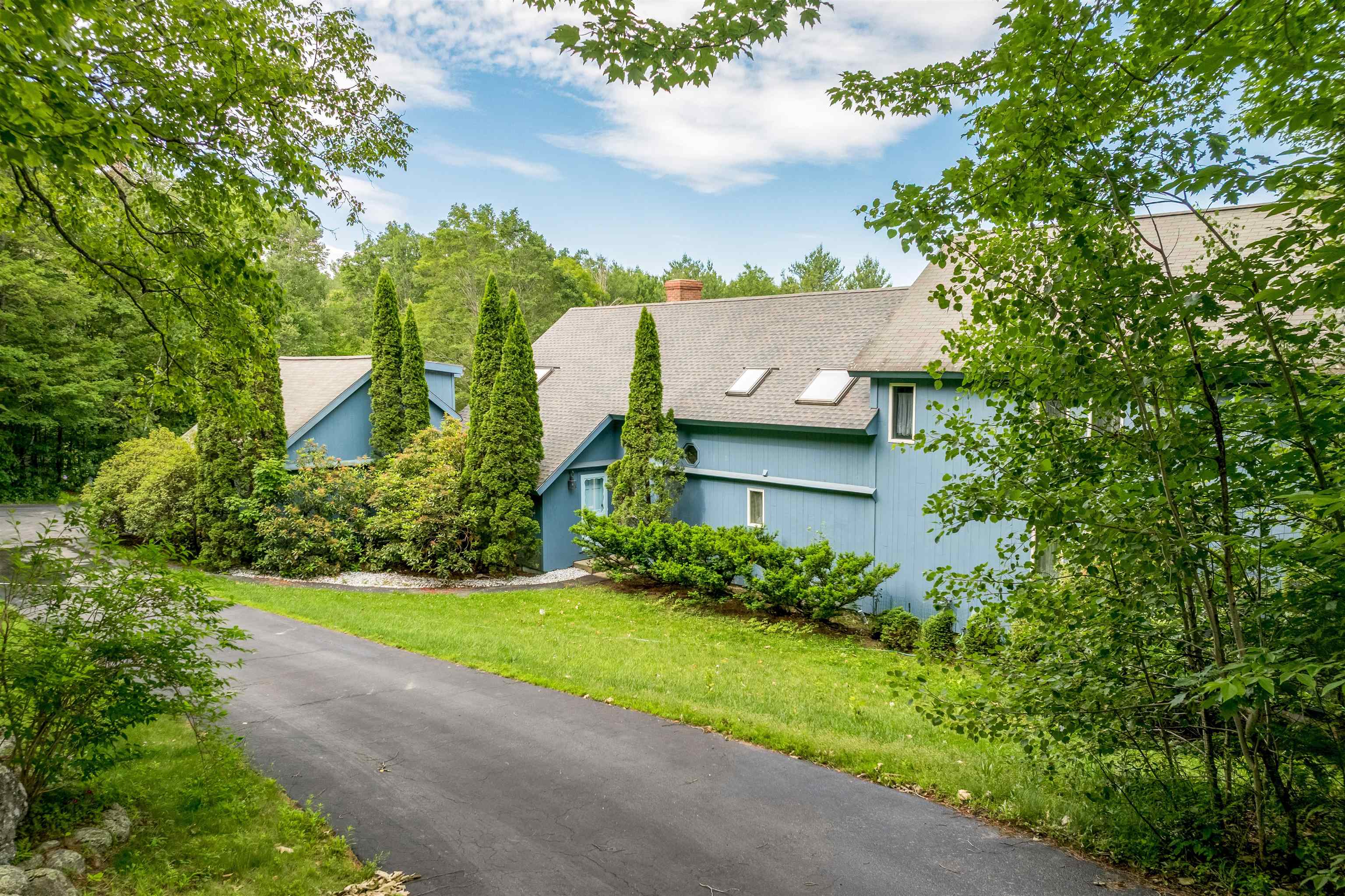 Newport, New Hampshire, 03773, United States, 4 Bedrooms Bedrooms, ,2 BathroomsBathrooms,Residential,For Sale,1891399