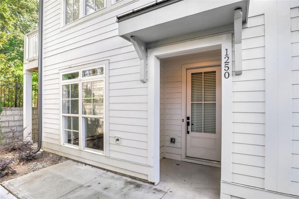 Atlanta, Georgia, 30307, United States, 3 Bedrooms Bedrooms, ,4 BathroomsBathrooms,Residential,For Sale,1837397