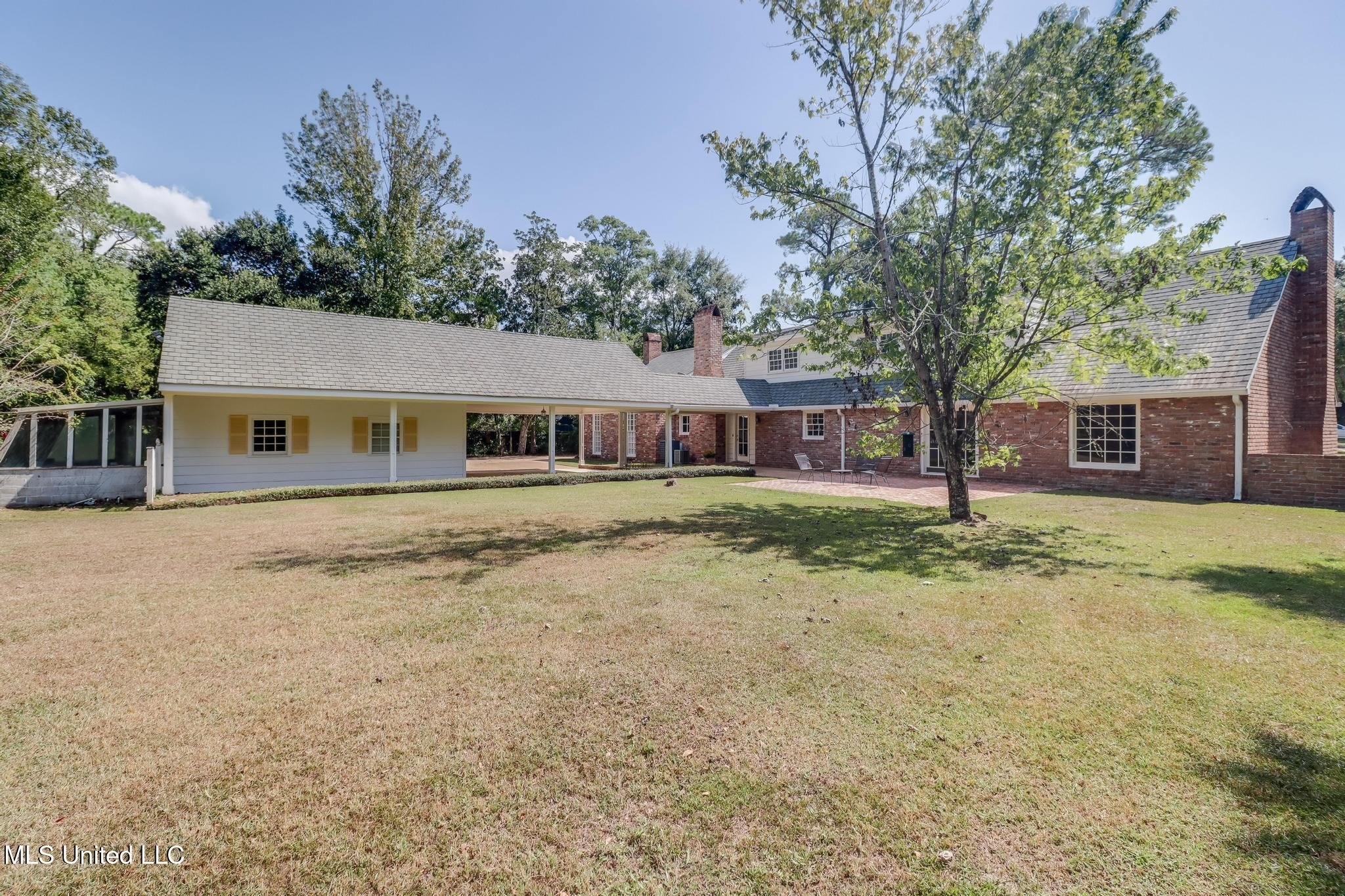 Gulfport, Mississippi, 39507, United States, 4 Bedrooms Bedrooms, ,4 BathroomsBathrooms,Residential,For Sale,1977287