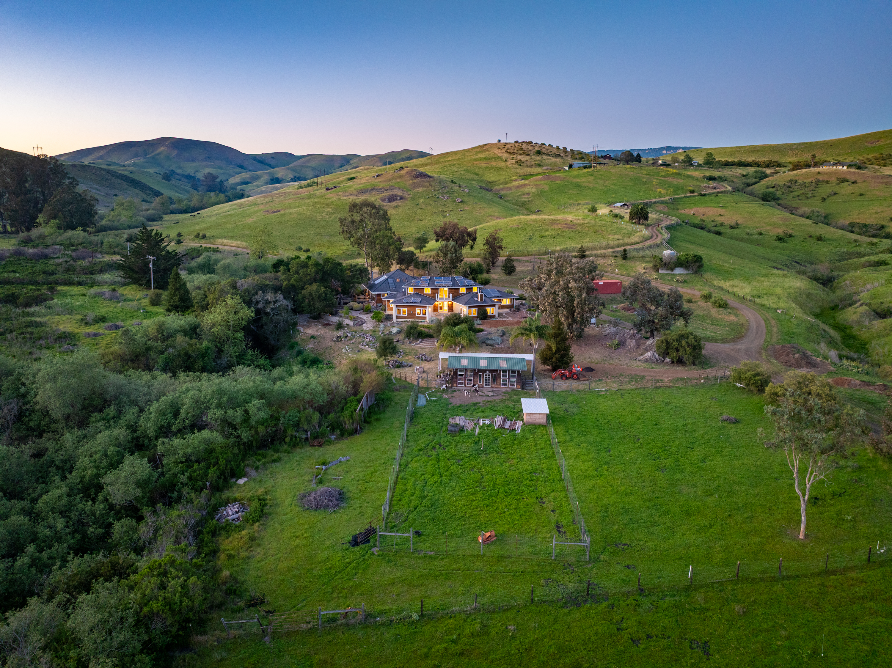  Coastal Ranch Retreat - 物件實景