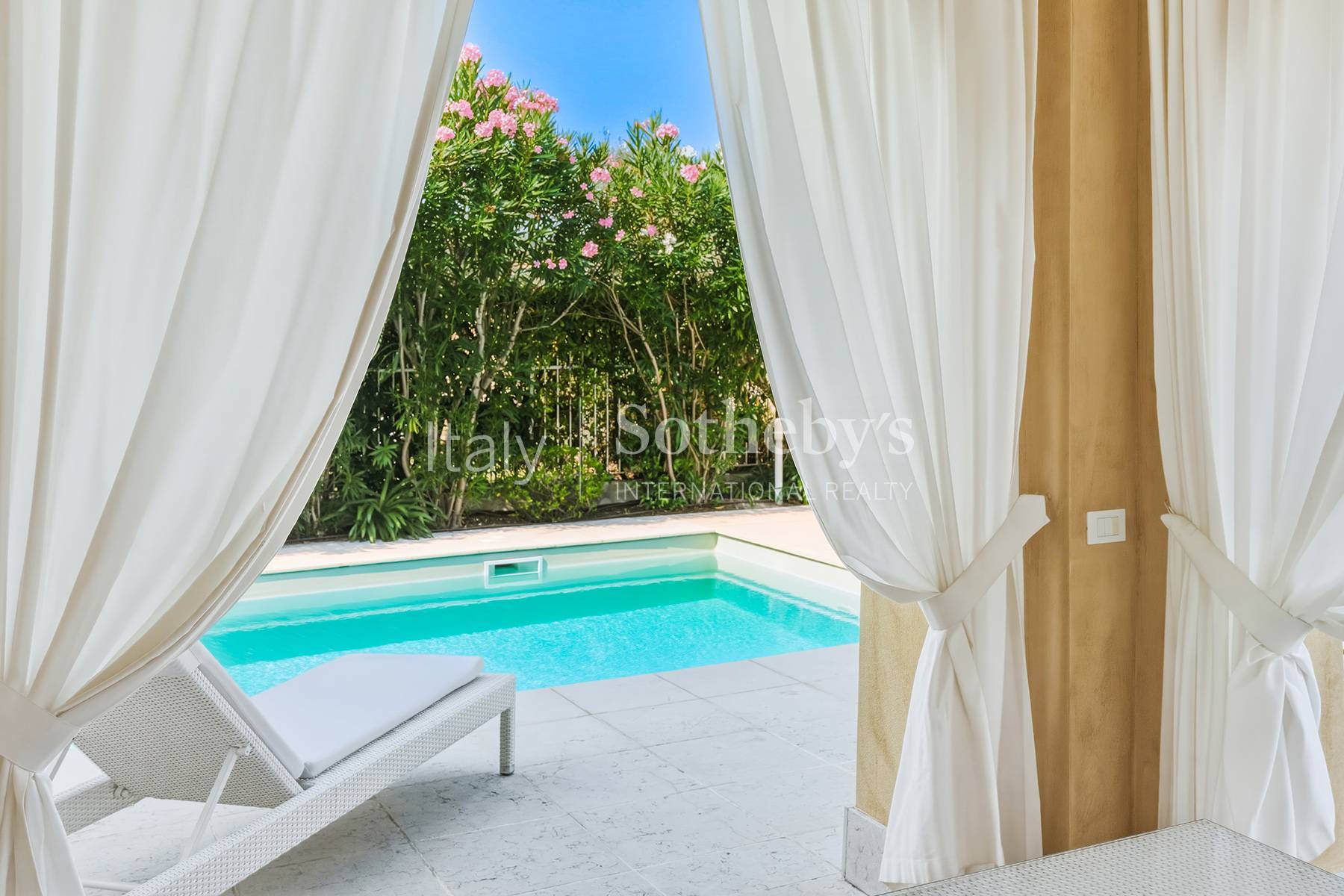  Detached Villa with Garden and Private Pool - 物件實景