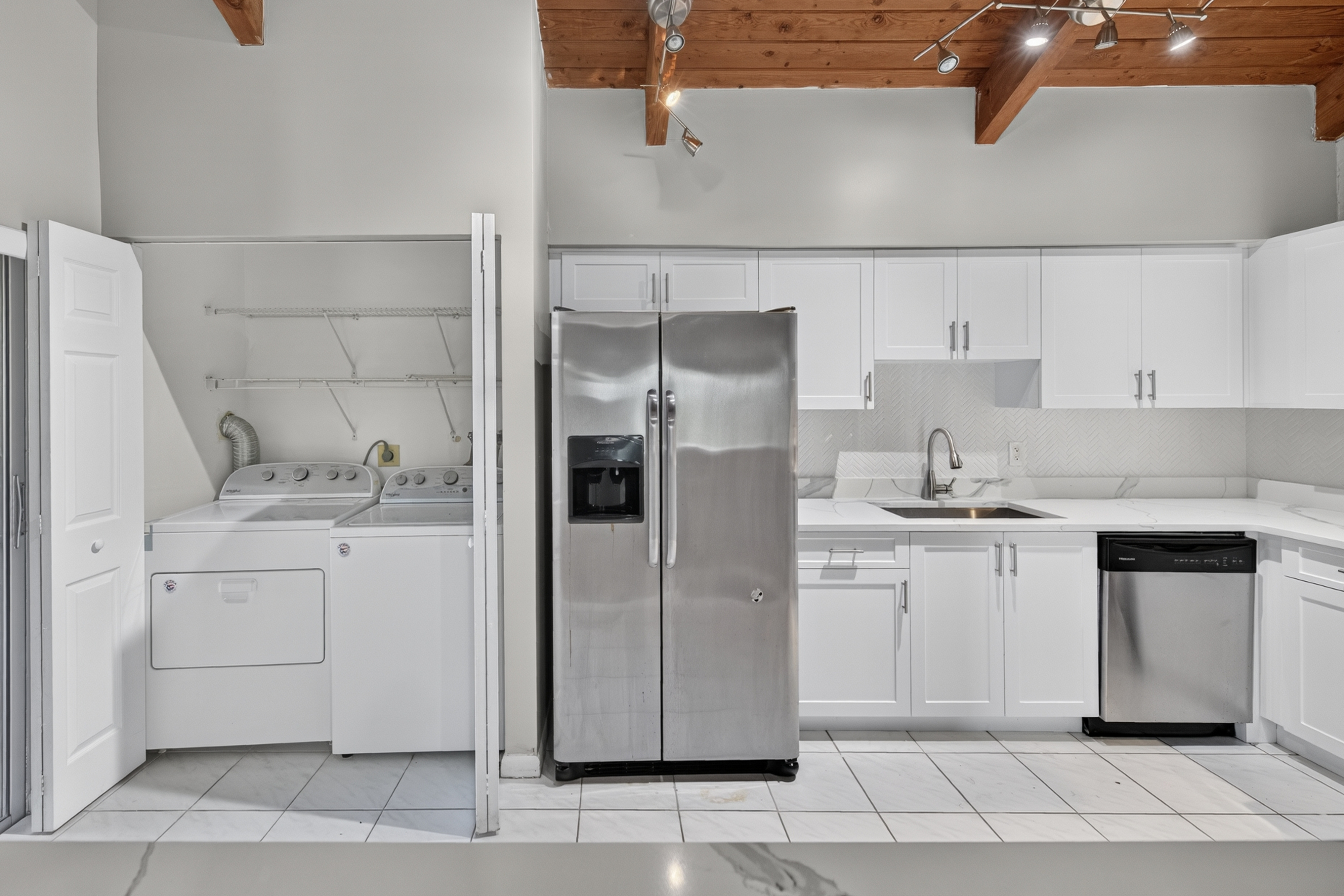  2230 Nova Village Dr, Davie, FL, 33317 - 物件實景