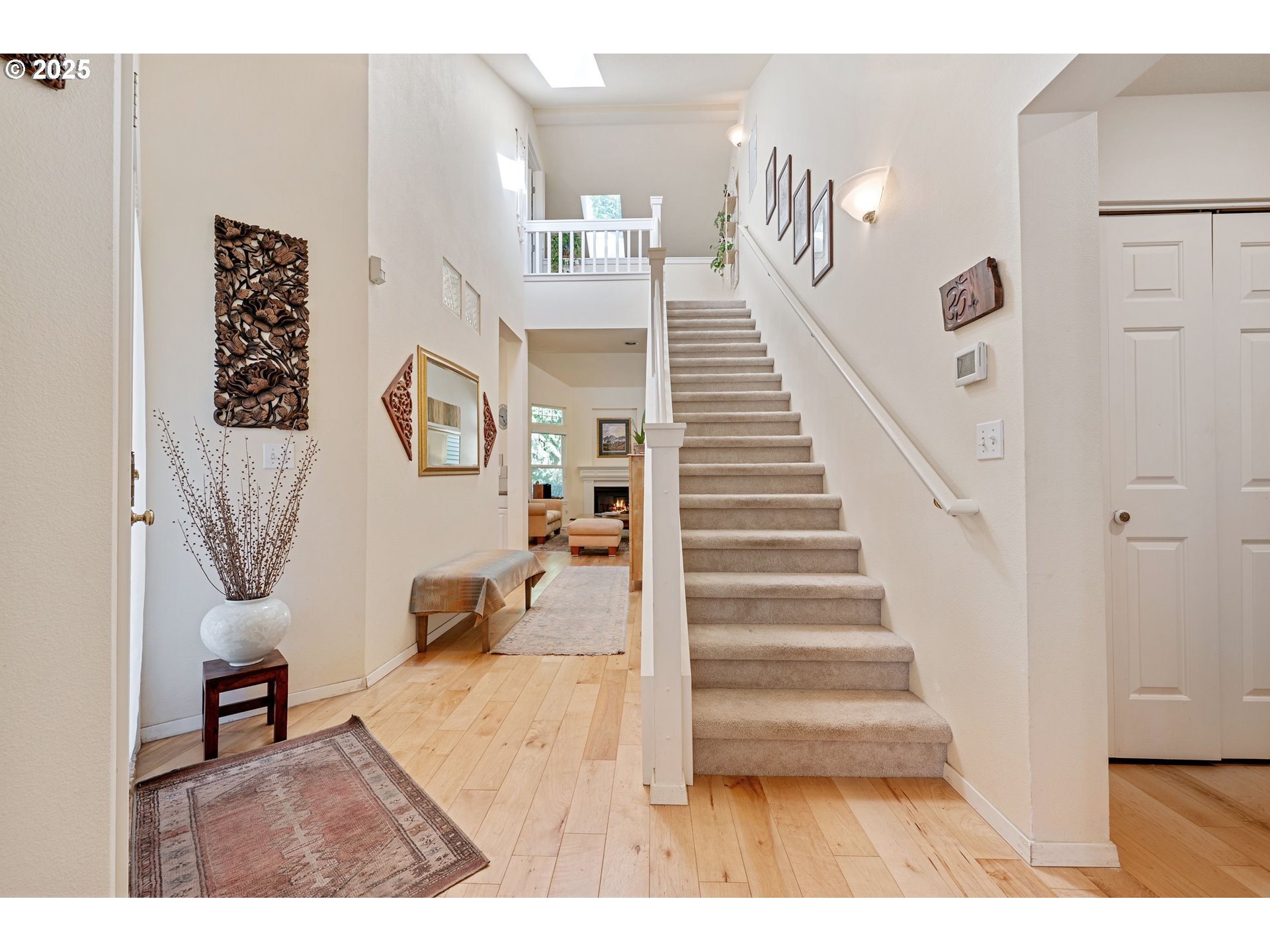 Portland, Oregon, 97229, United States, 2 Bedrooms Bedrooms, ,2 BathroomsBathrooms,Residential,For Sale,1925934