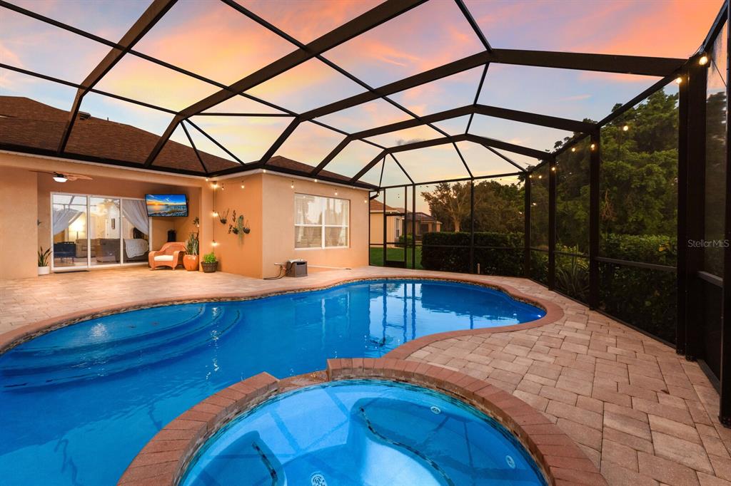 Bradenton, Florida, 34209, United States, 5 Bedrooms Bedrooms, ,3 BathroomsBathrooms,Residential,For Sale,1916938