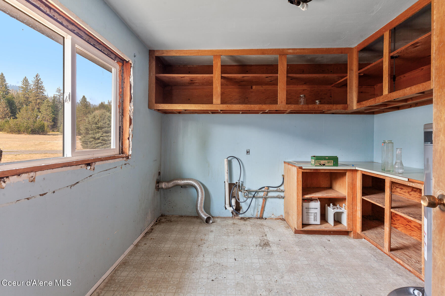 Rathdrum, Idaho, 83858, United States, 2 Bedrooms Bedrooms, ,1 BathroomBathrooms,Residential,For Sale,1981351