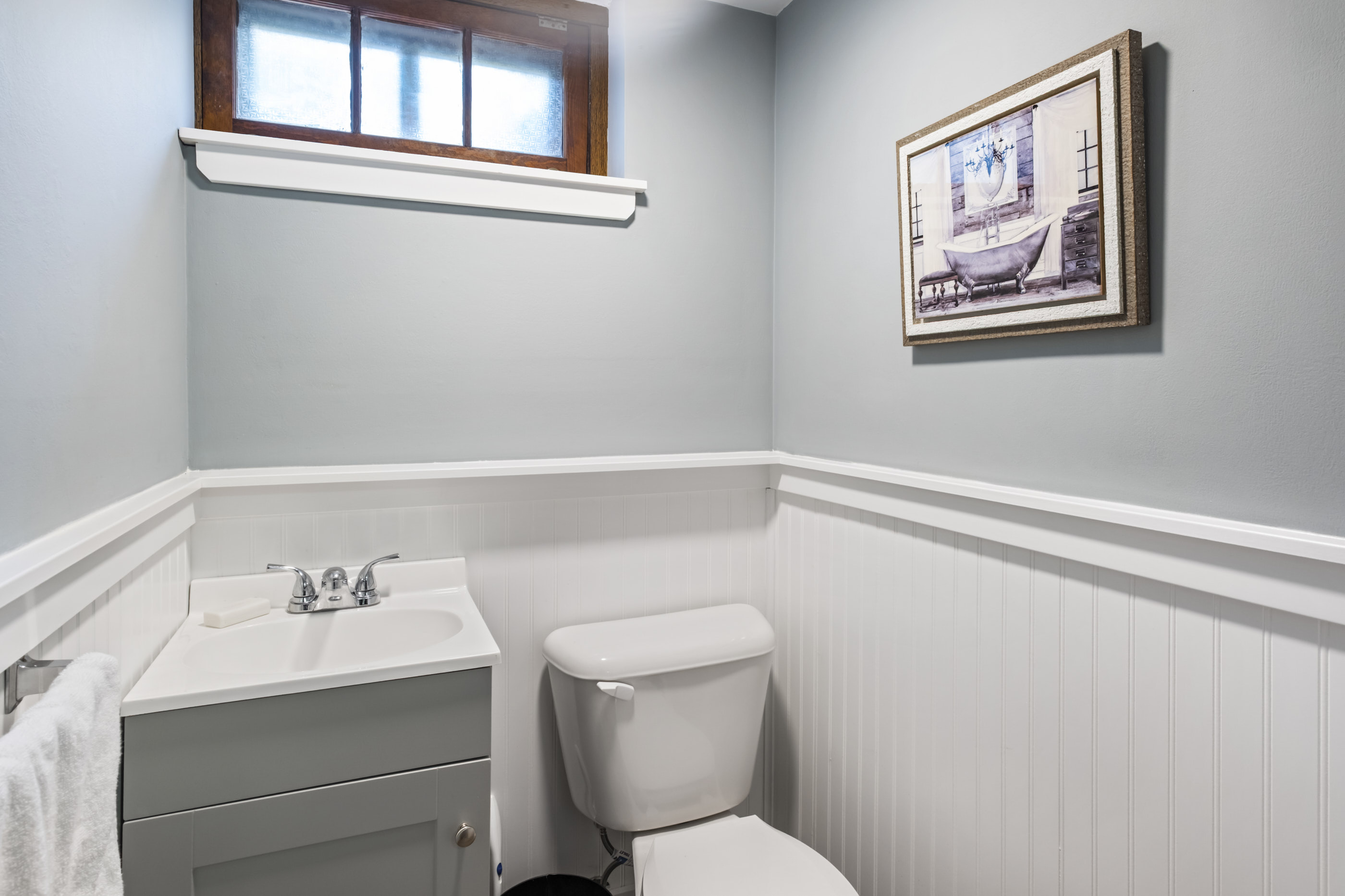 Bellerose Village, New York, 11001, United States, 3 Bedrooms Bedrooms, ,2 BathroomsBathrooms,Residential,For Sale,1974559