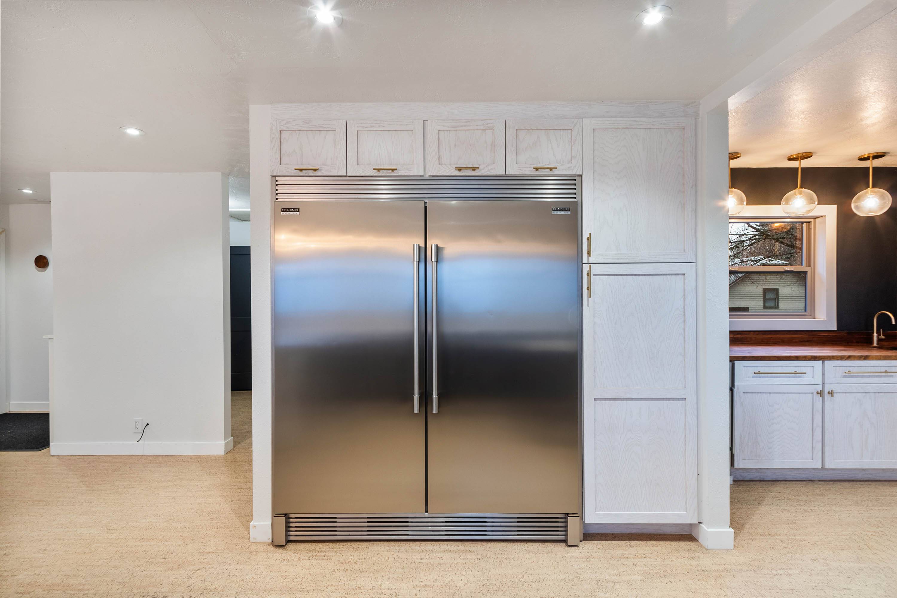 Sandpoint, Idaho, 83864, United States, 3 Bedrooms Bedrooms, ,2 BathroomsBathrooms,Residential,For Sale,2005547