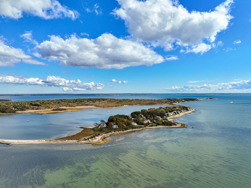 Marion, Massachusetts, 02738, United States, 3 Bedrooms Bedrooms, ,5 BathroomsBathrooms,Residential,For Sale,1987501