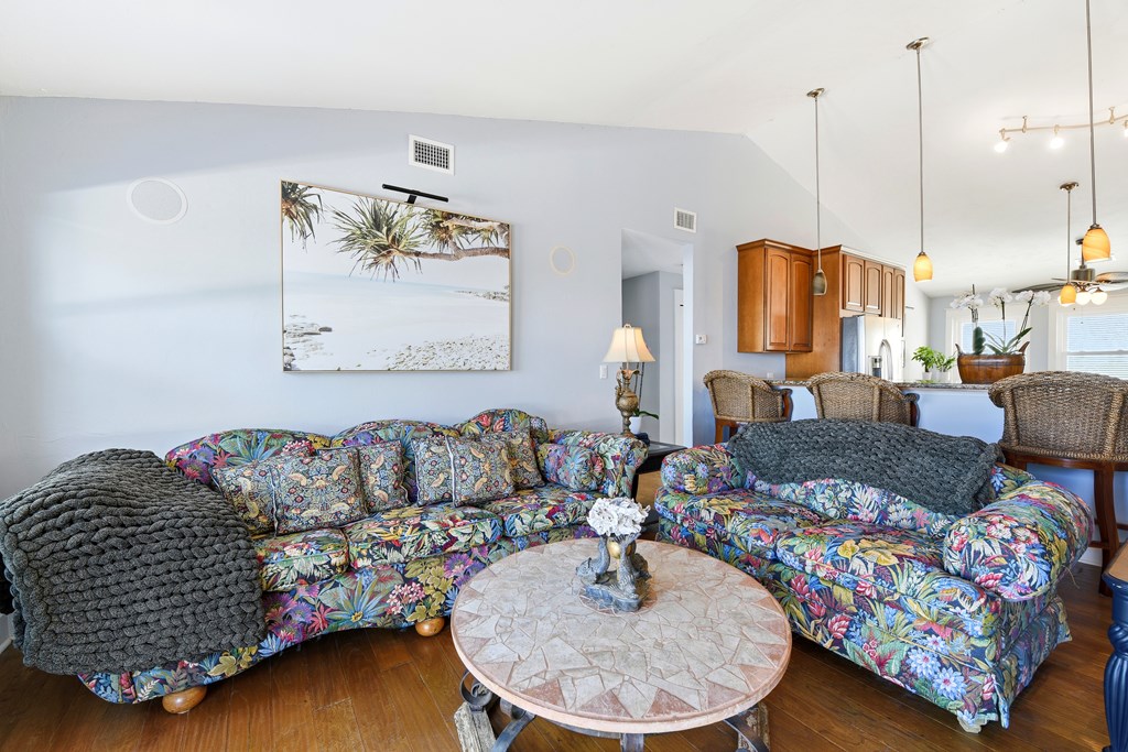 St. George Island, Florida, 32328, United States, 4 Bedrooms Bedrooms, ,2 BathroomsBathrooms,Residential,For Sale,2005204