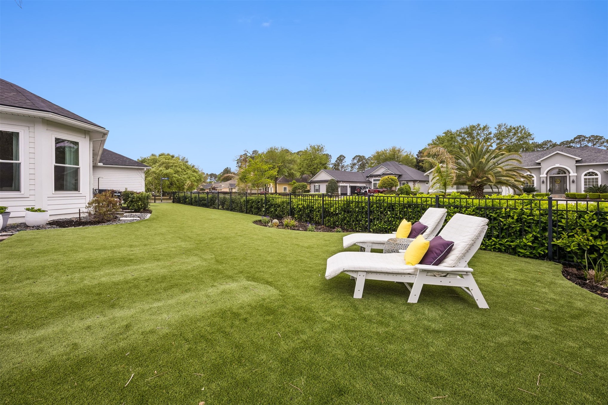 Fernandina Beach, Florida, 32034, United States, 3 Bedrooms Bedrooms, ,2 BathroomsBathrooms,Residential,For Sale,2031071