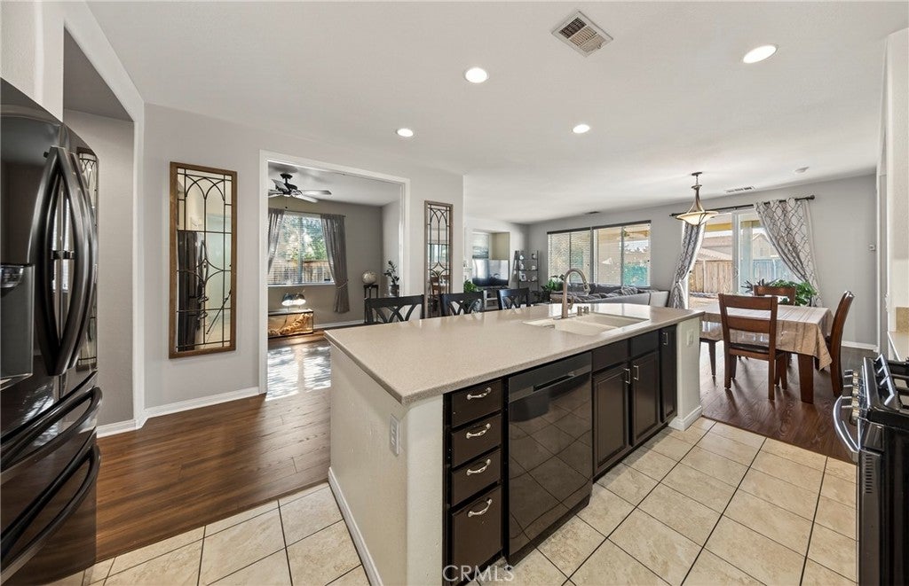 Beaumont, California, 92223, United States, 2 Bedrooms Bedrooms, ,2 BathroomsBathrooms,Residential,For Sale,2005118