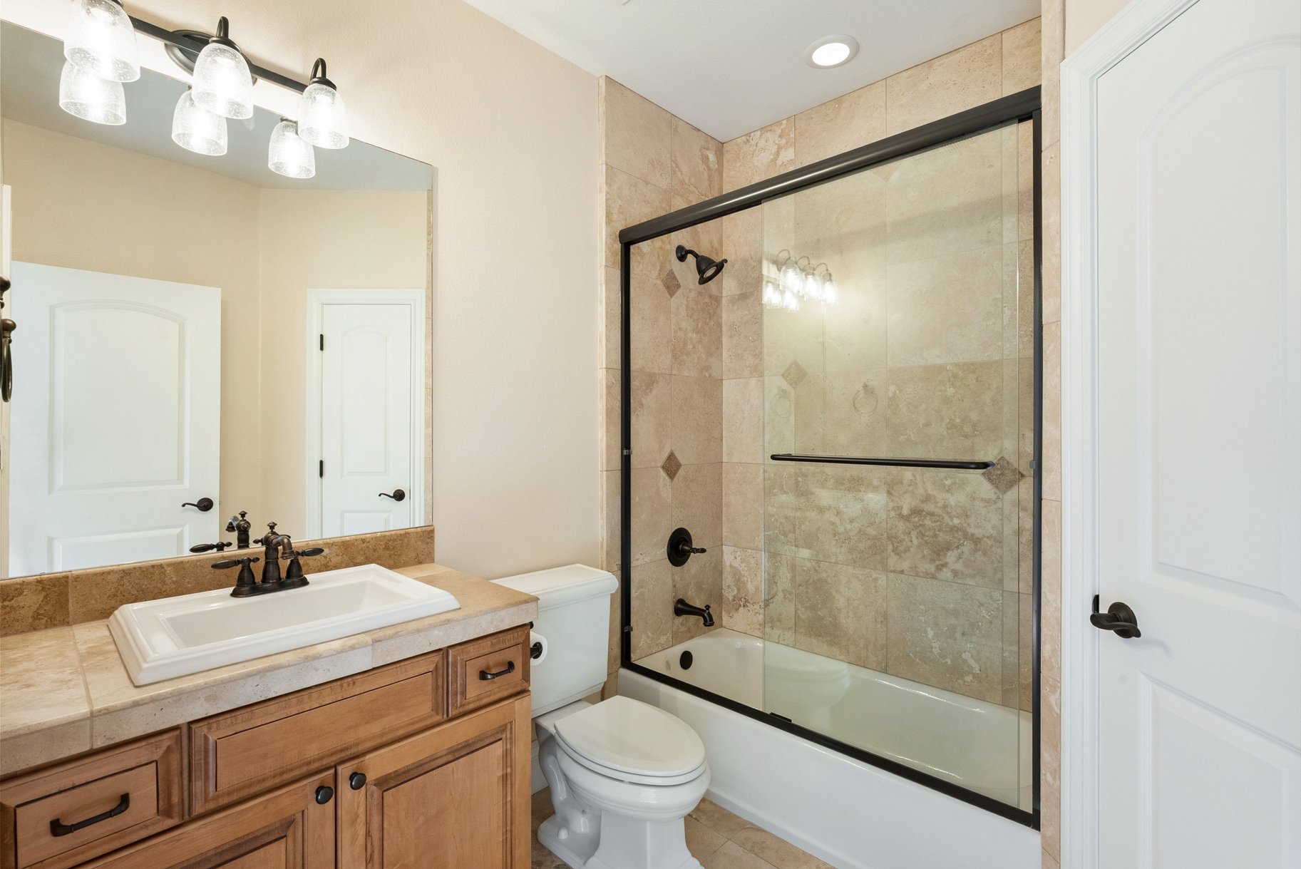  Private Mountain Estate with Elevated Views - 物件實景