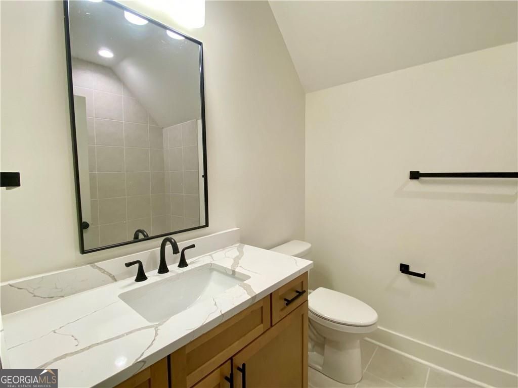 Gainesville, Georgia, 30506, United States, 5 Bedrooms Bedrooms, ,6 BathroomsBathrooms,Residential,For Sale,1908175