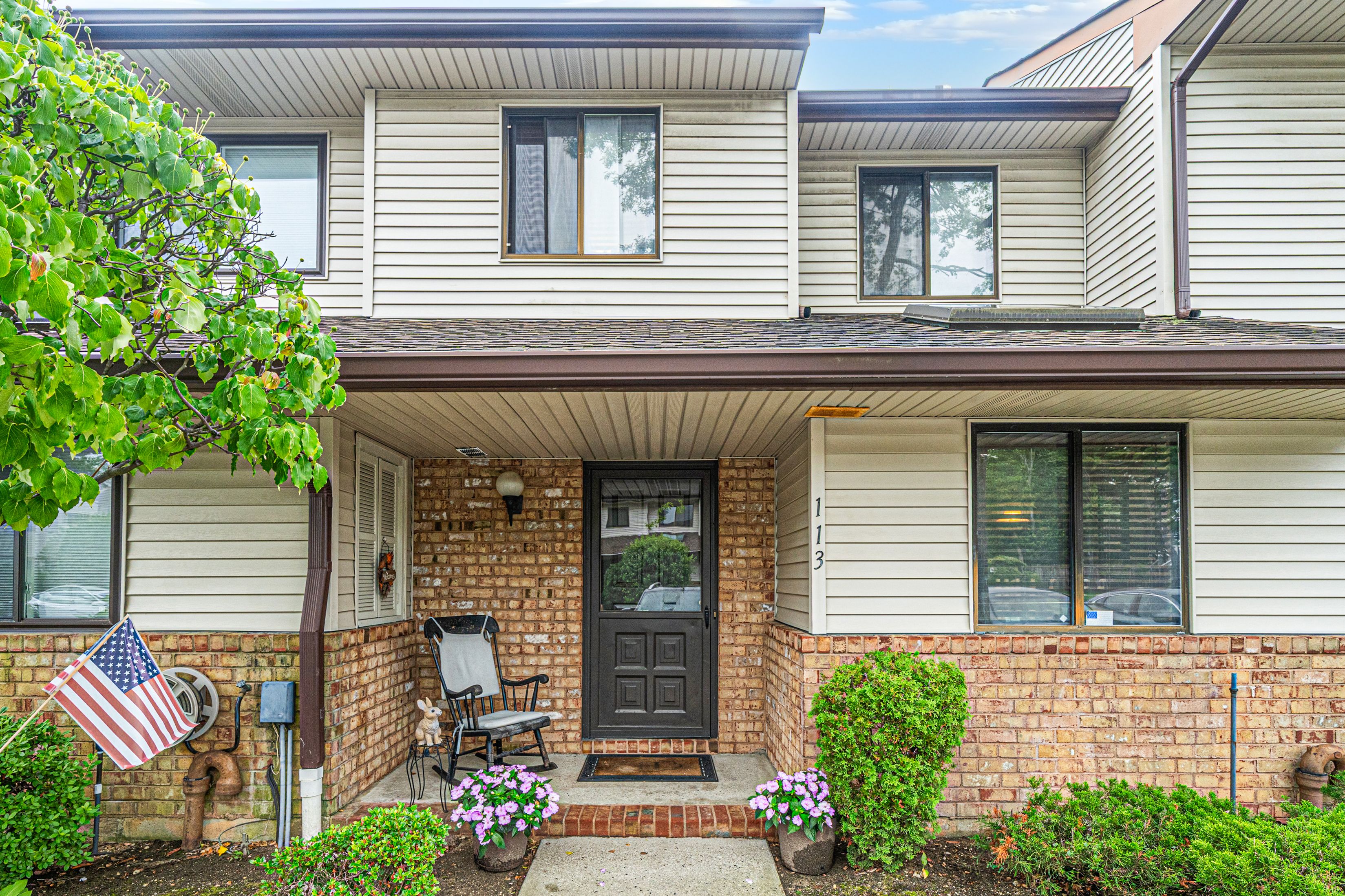  113 Laurel Lane, Wantagh, NY, 11793 - 物件實景