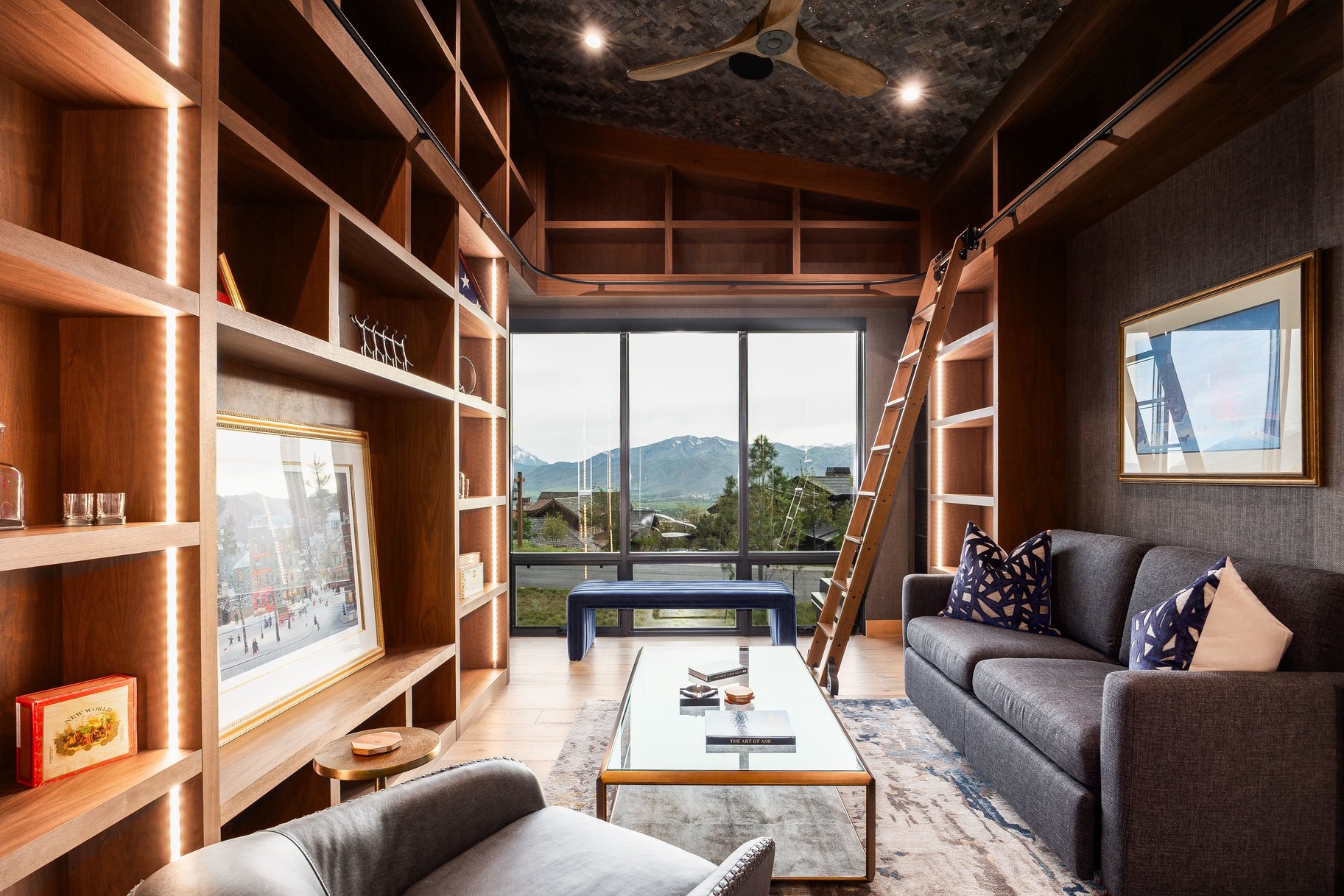  New Mountain Contemporary Home on Rare Double Lot with Timp Views - 物件實景