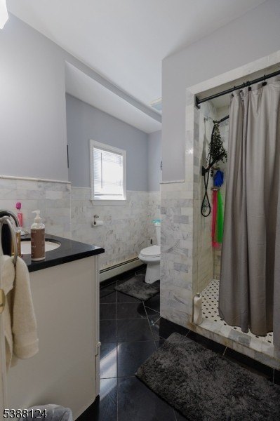 East Orange City, New Jersey, 07017-1719, United States, 4 Bedrooms Bedrooms, ,3 BathroomsBathrooms,Residential,For Sale,1978198