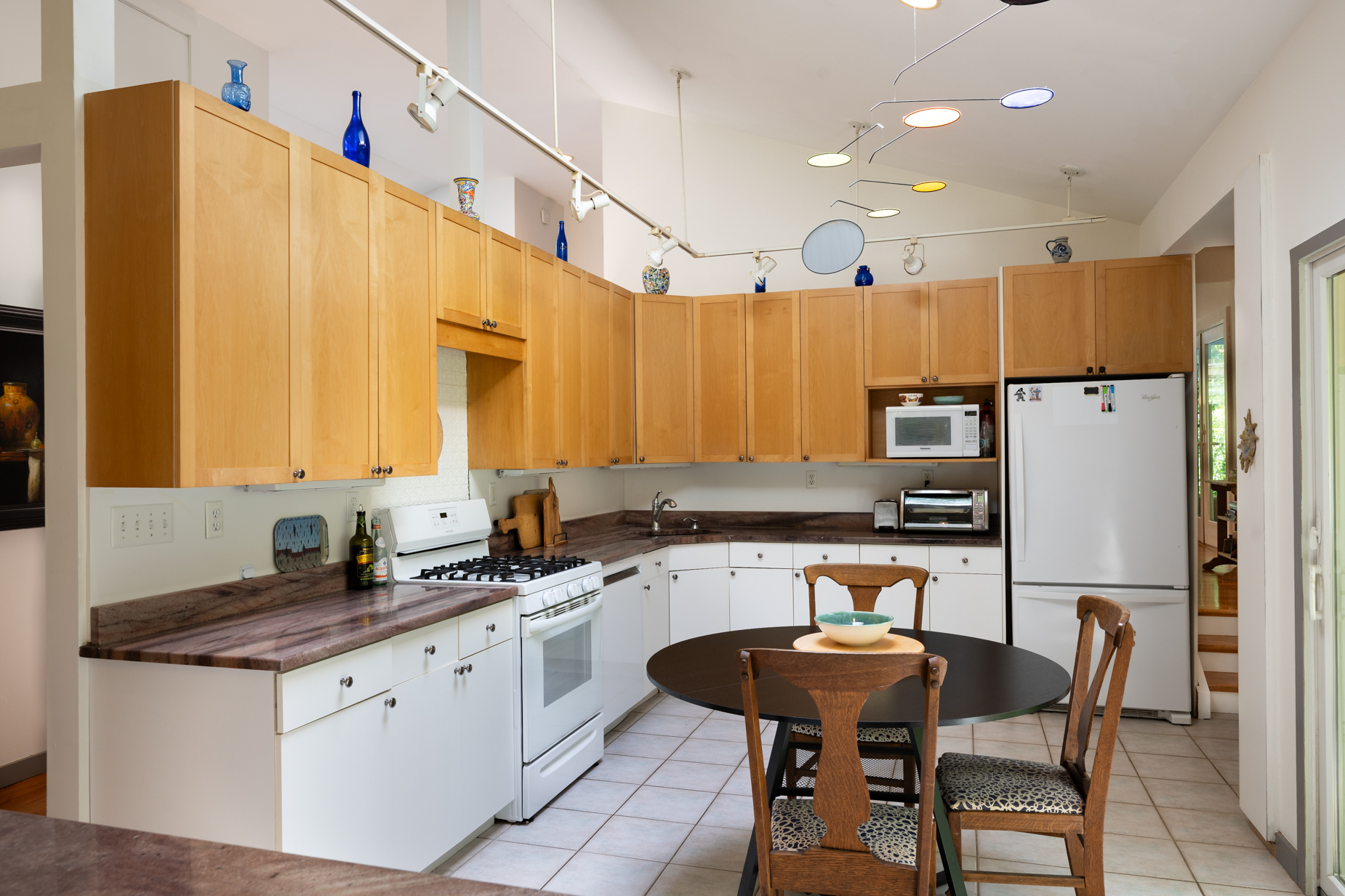  Hickory Hill Mid-Century Modern - 物件實景